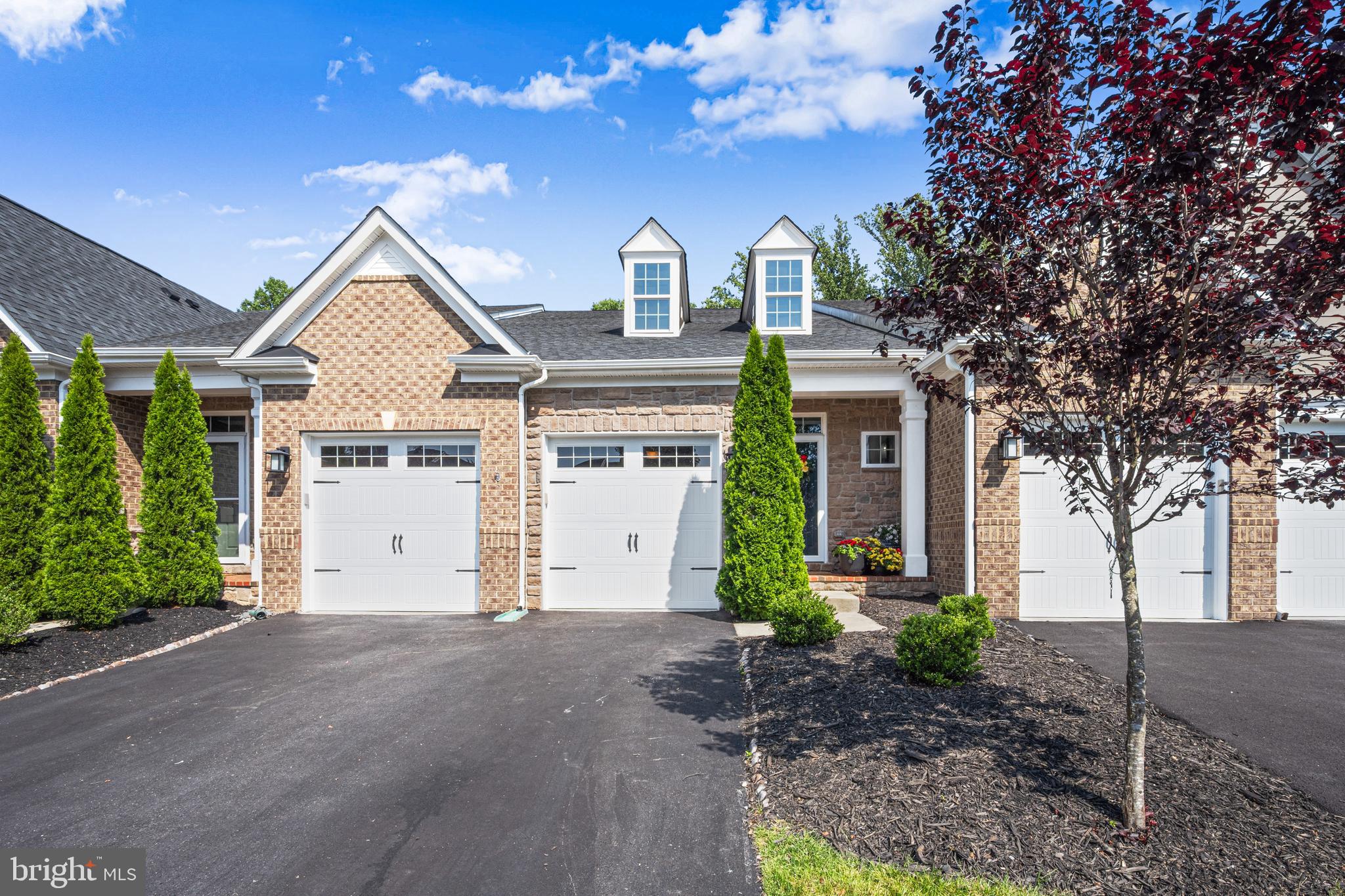 2757 VARDON LANE