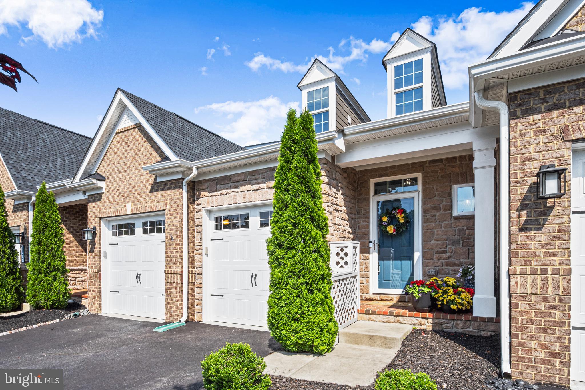 2757 VARDON LANE