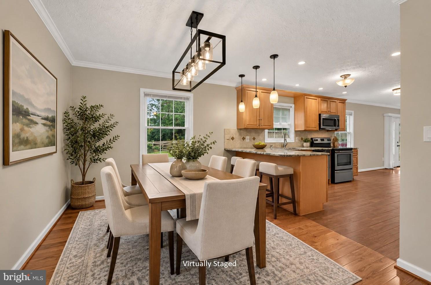 128 BRIARWOOD COURT