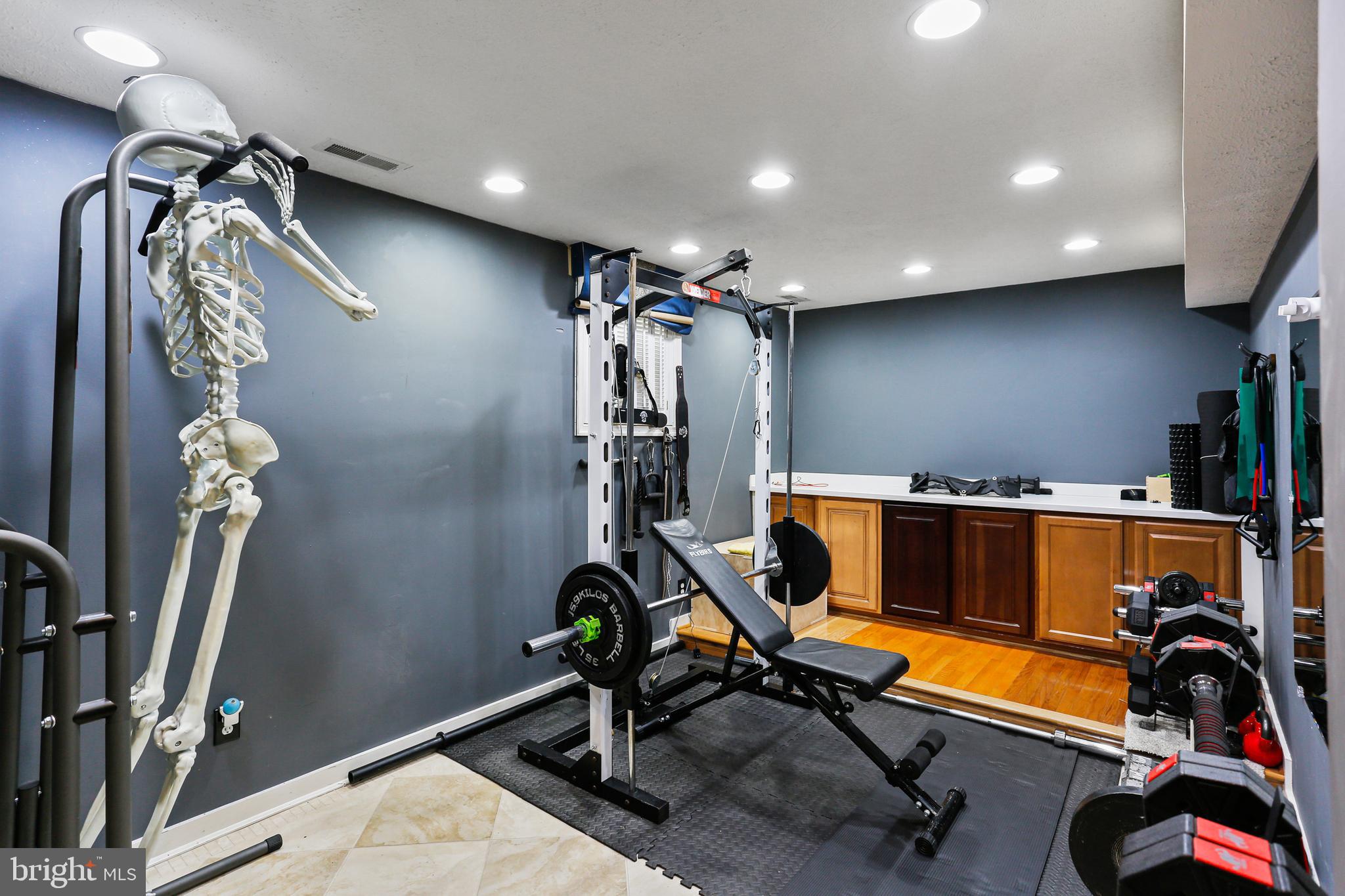 THE COURTS OF MALLORY - Residential