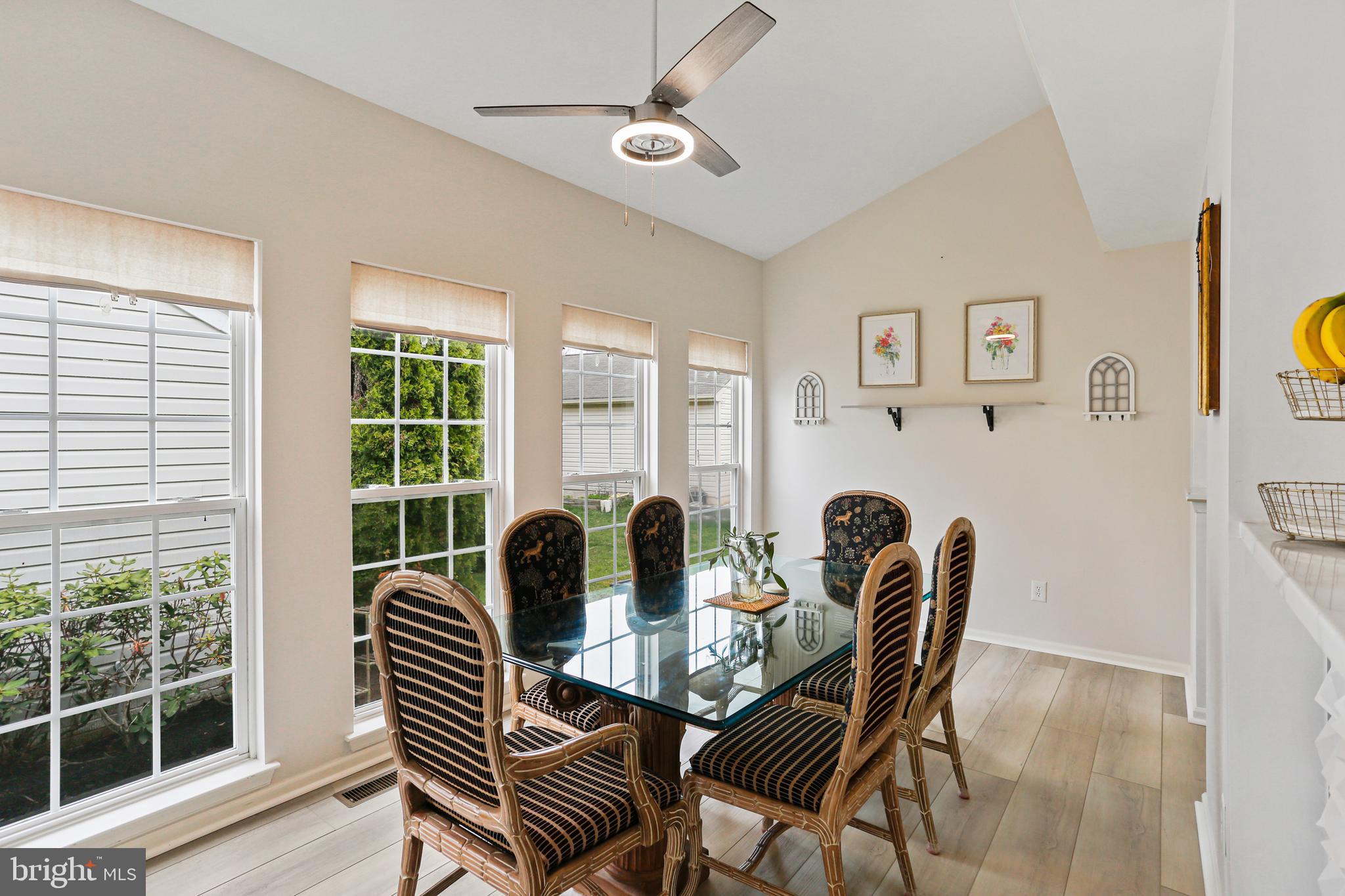 THE COURTS OF MALLORY - Residential