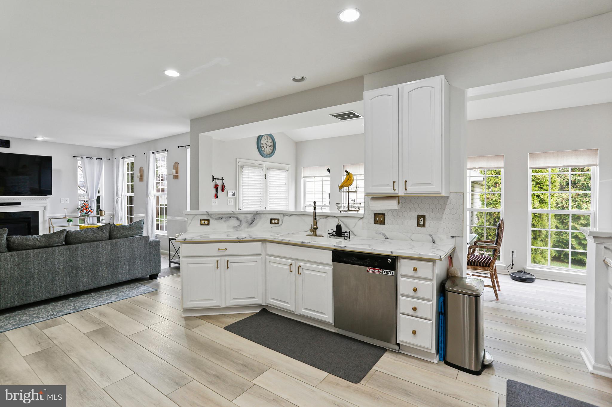 THE COURTS OF MALLORY - Residential