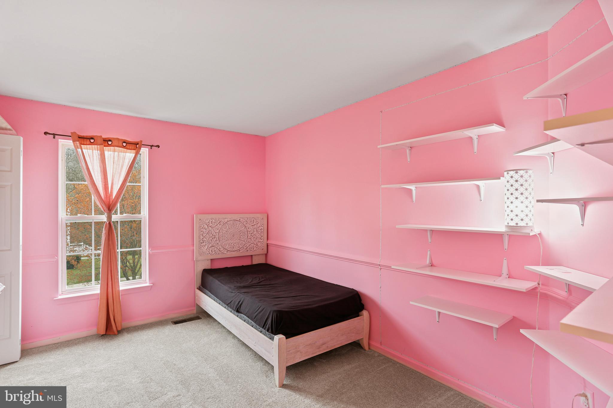 THE COURTS OF MALLORY - Residential