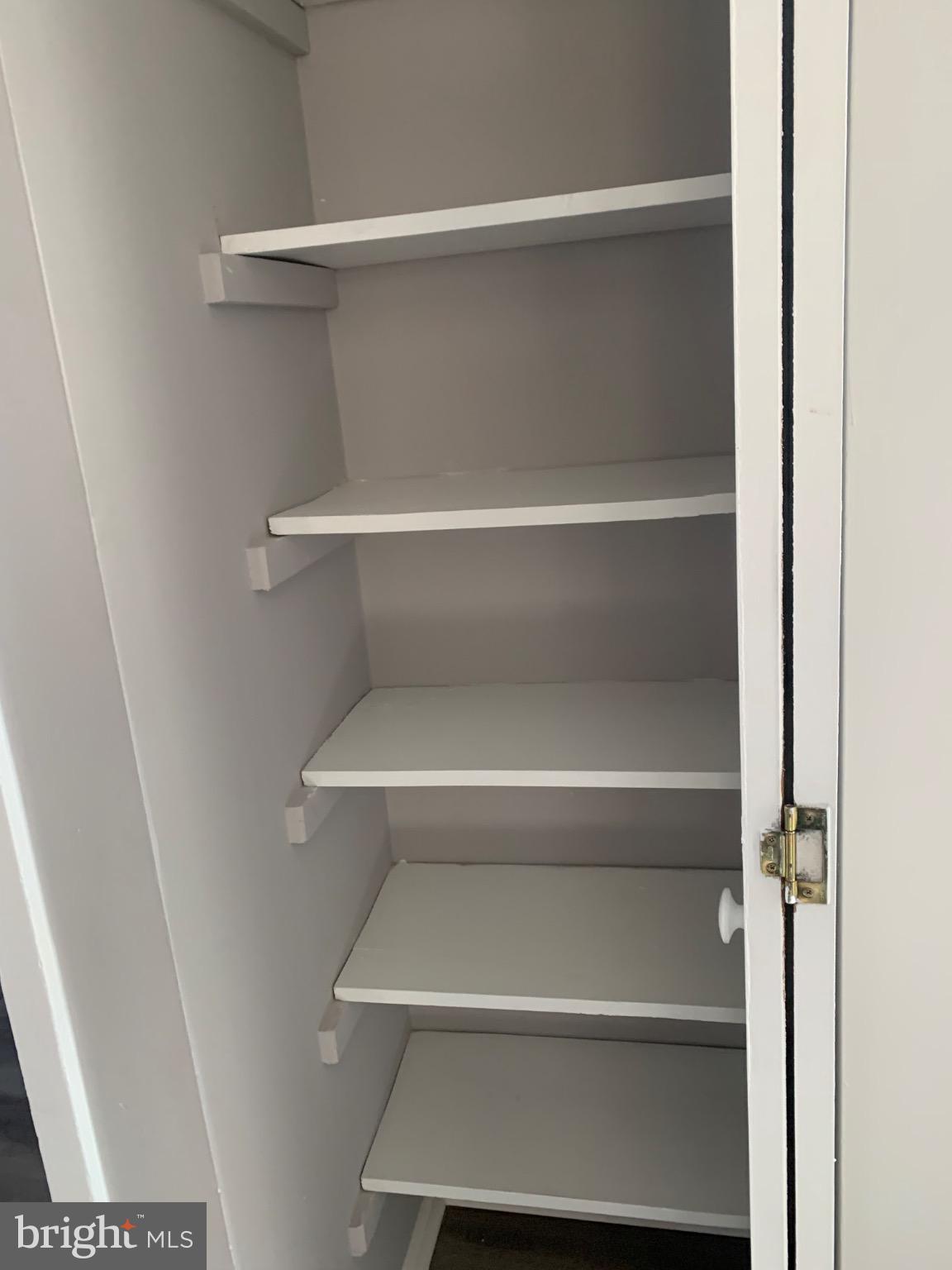 BLACKTHORN - Residential