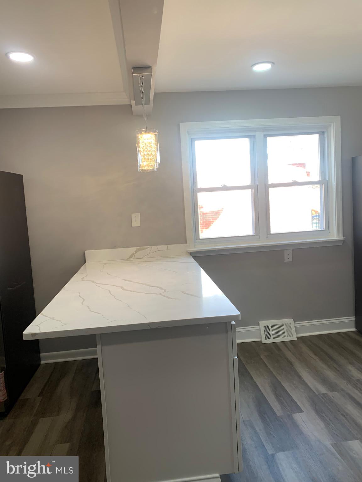 BLACKTHORN - Residential