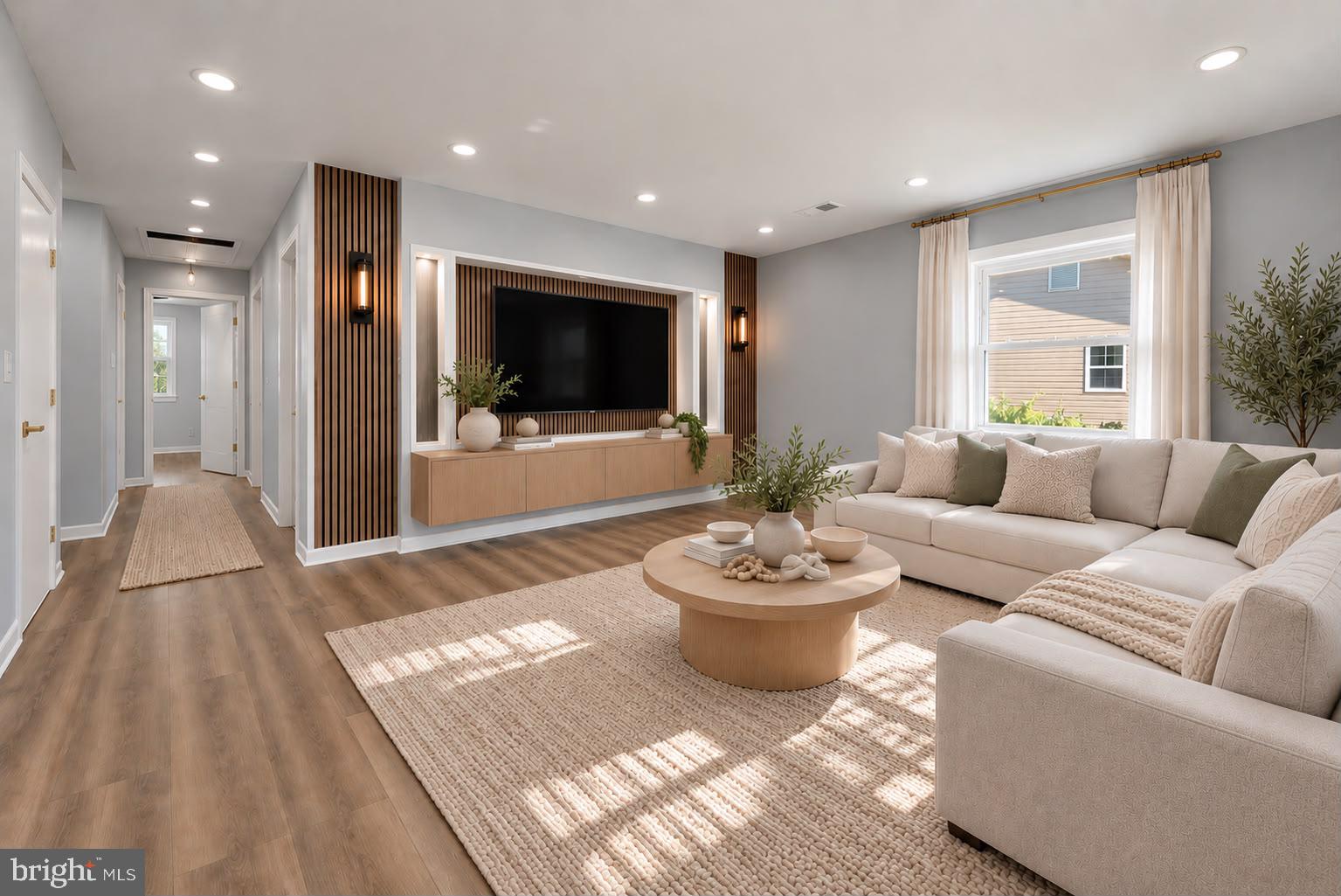 314 W VALERY COURT