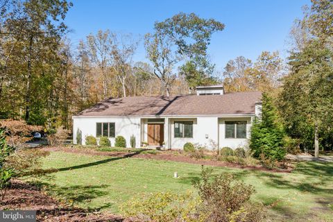 Photo of 184 Old Bight Court, EDGEWATER, MD 21037 (MLS # MDAA2130326)