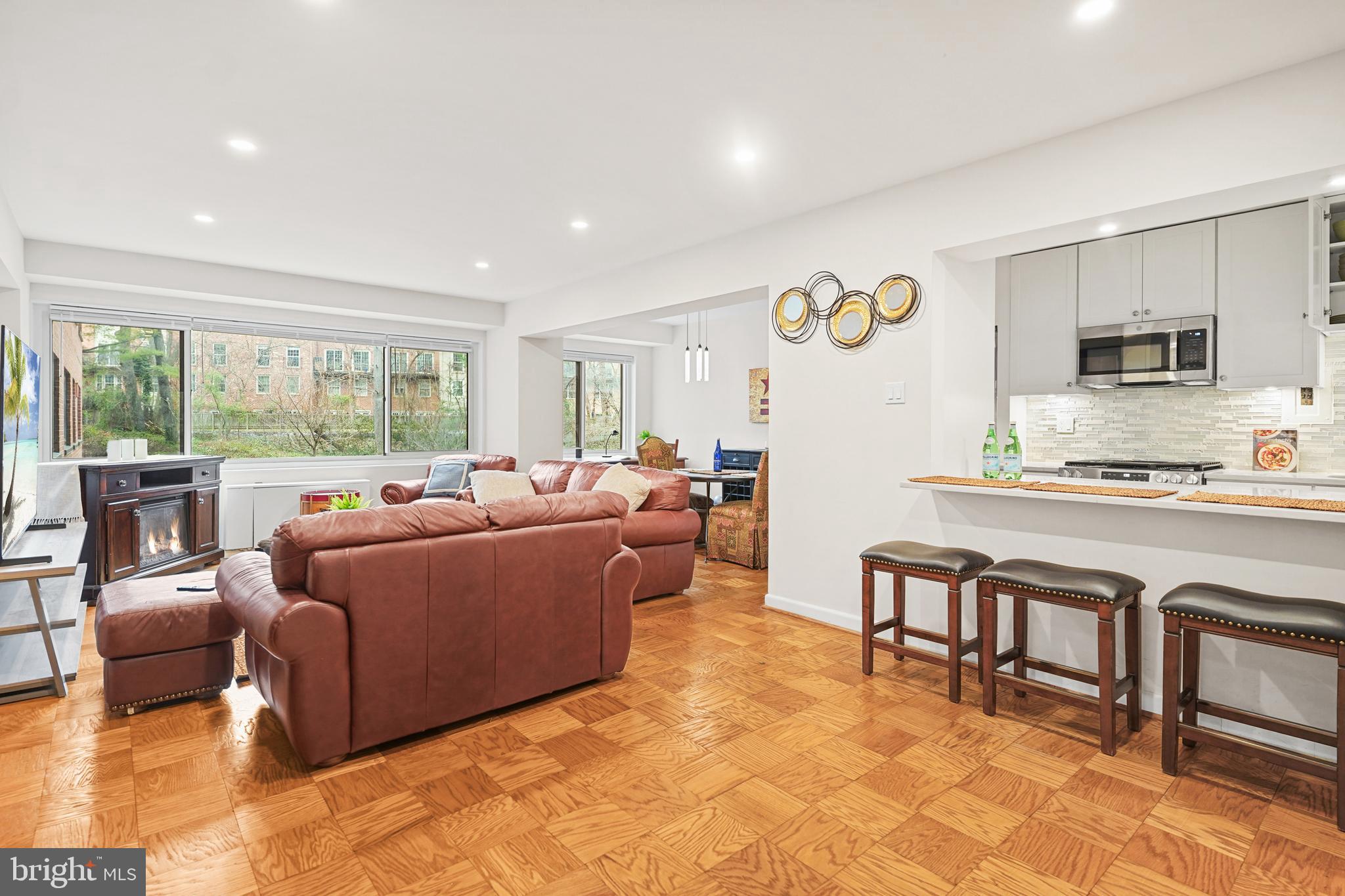 4201 CATHEDRAL AVENUE NW 503W