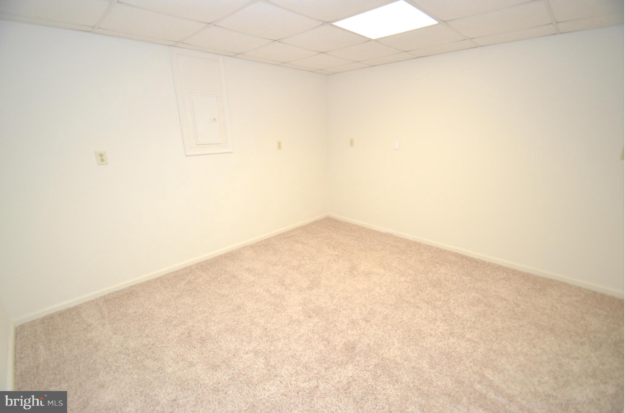 BELMONT SHORES - Residential Lease