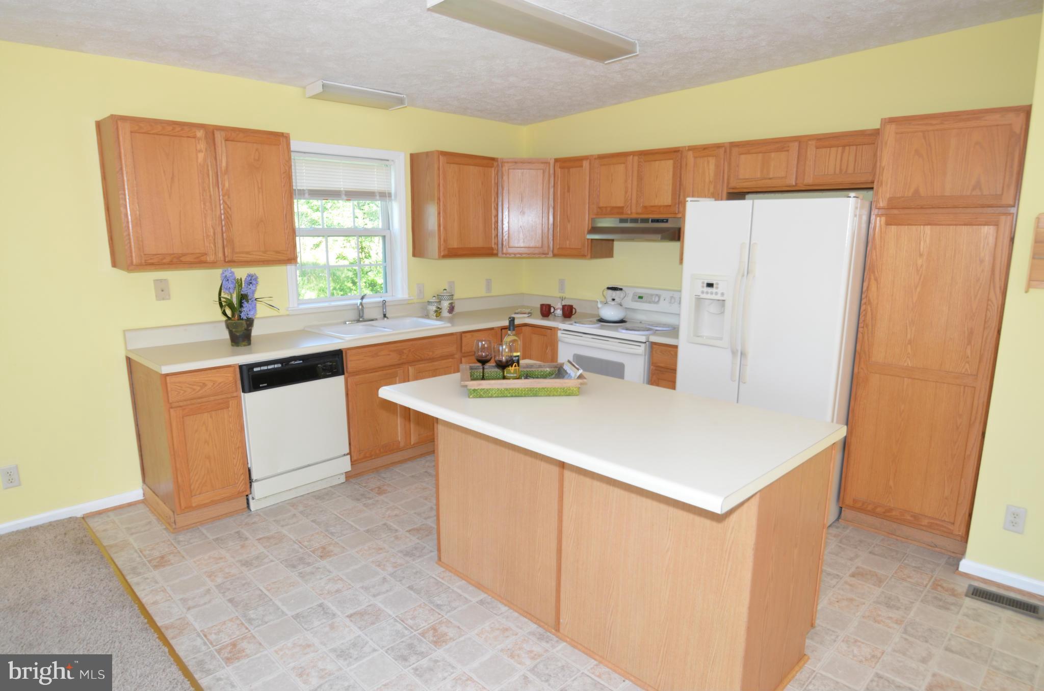 BELMONT SHORES - Residential Lease