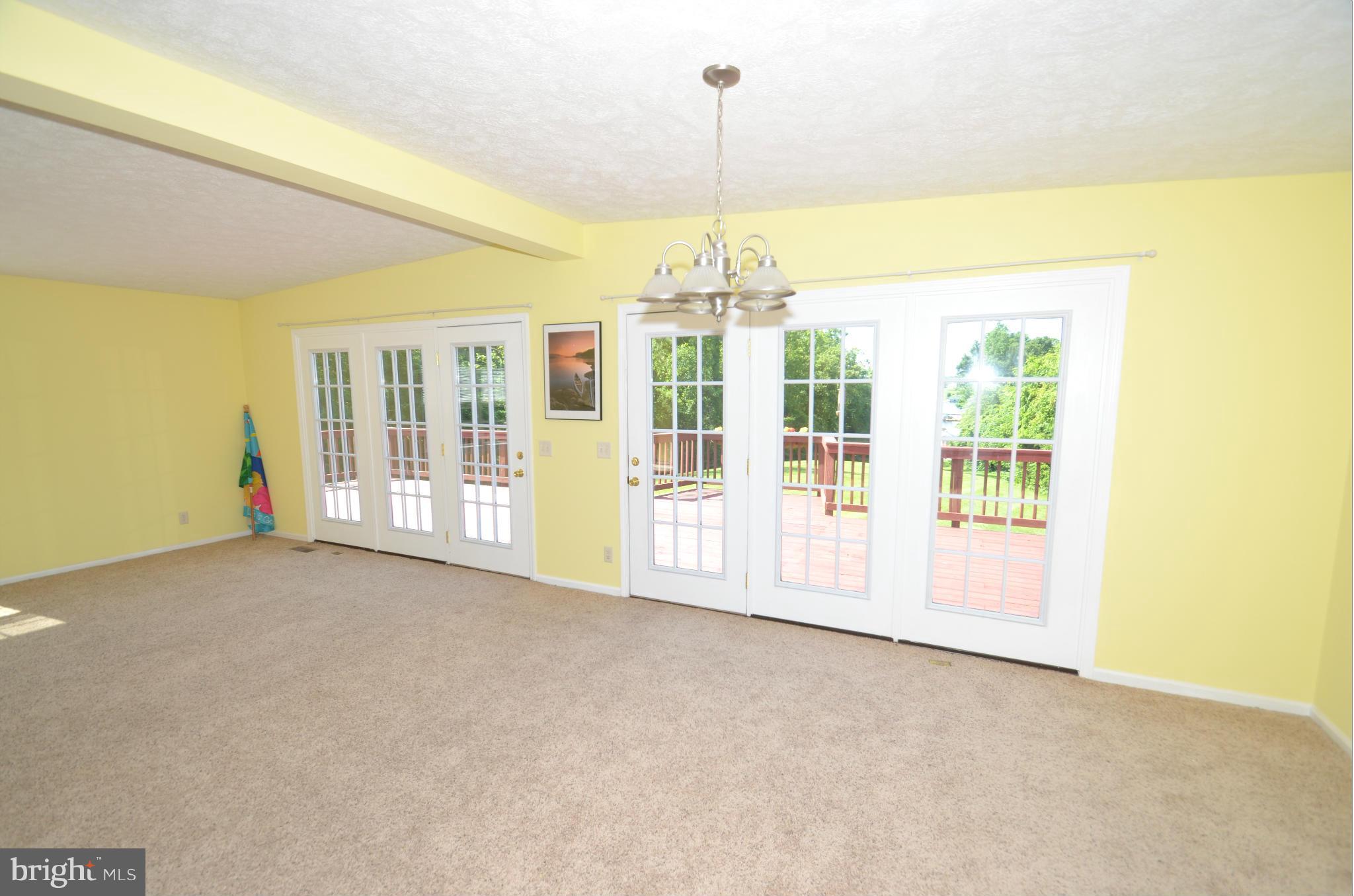 BELMONT SHORES - Residential Lease