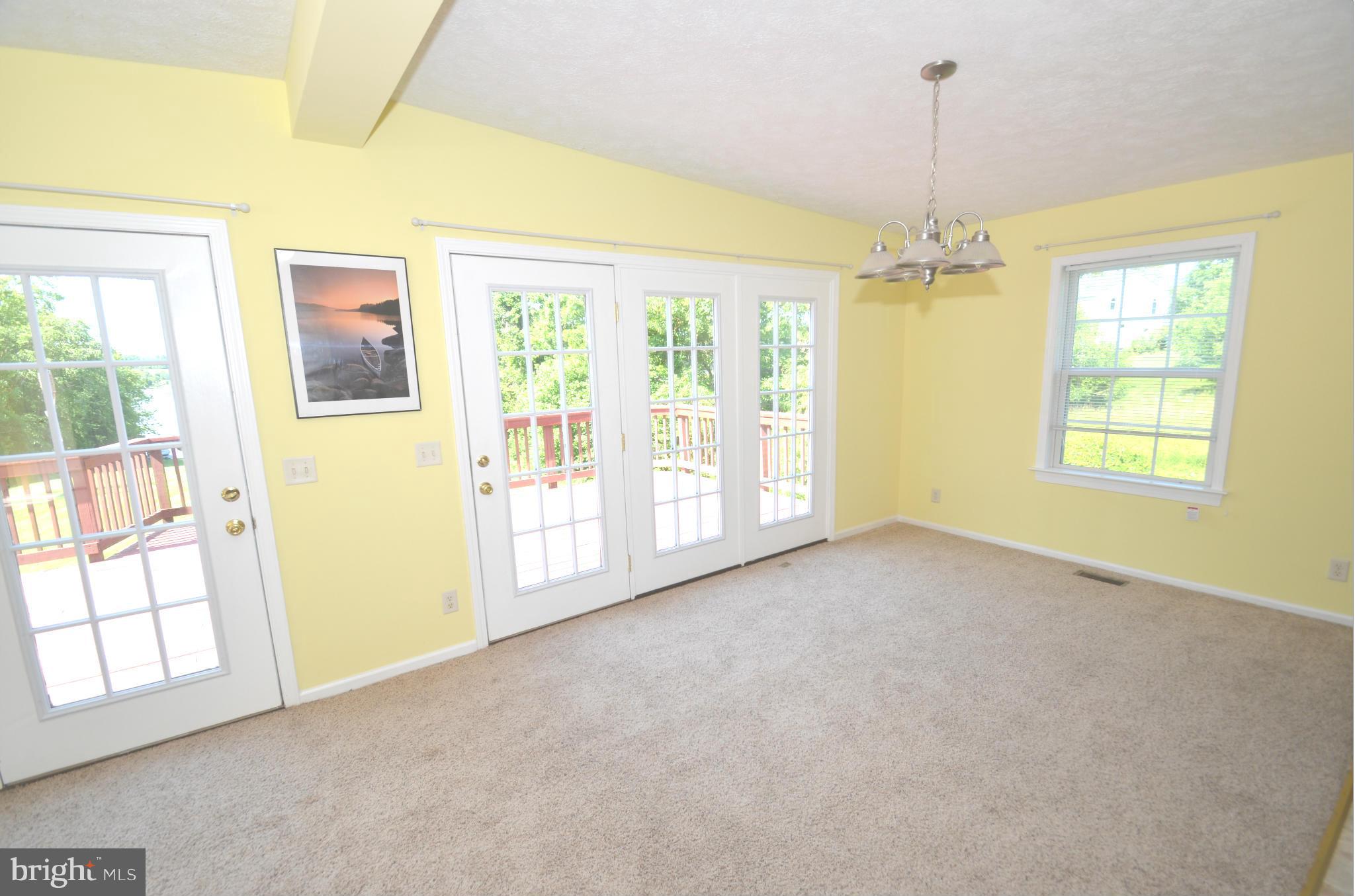 BELMONT SHORES - Residential Lease