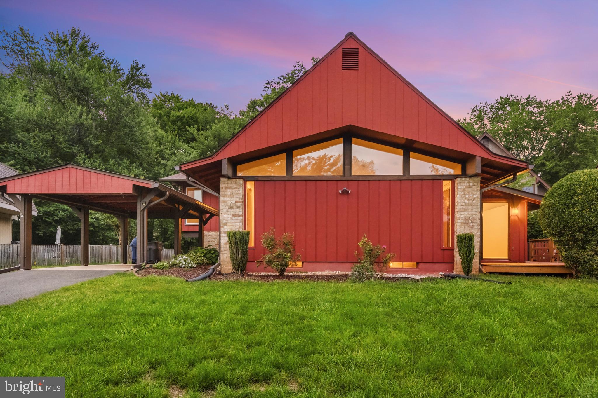 7802 APPLEDORE COURT