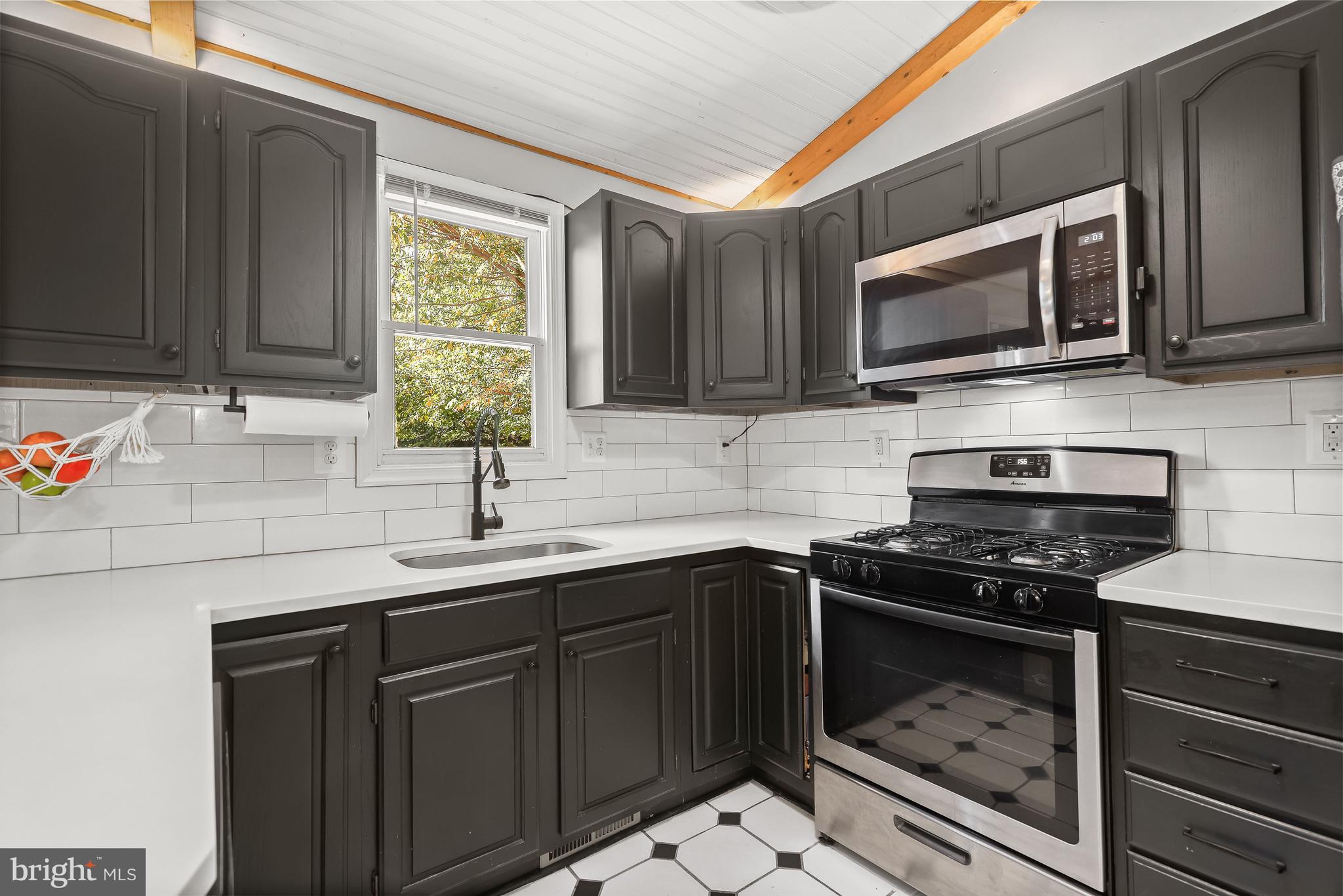 HAMILTON HEIGHTS - Residential