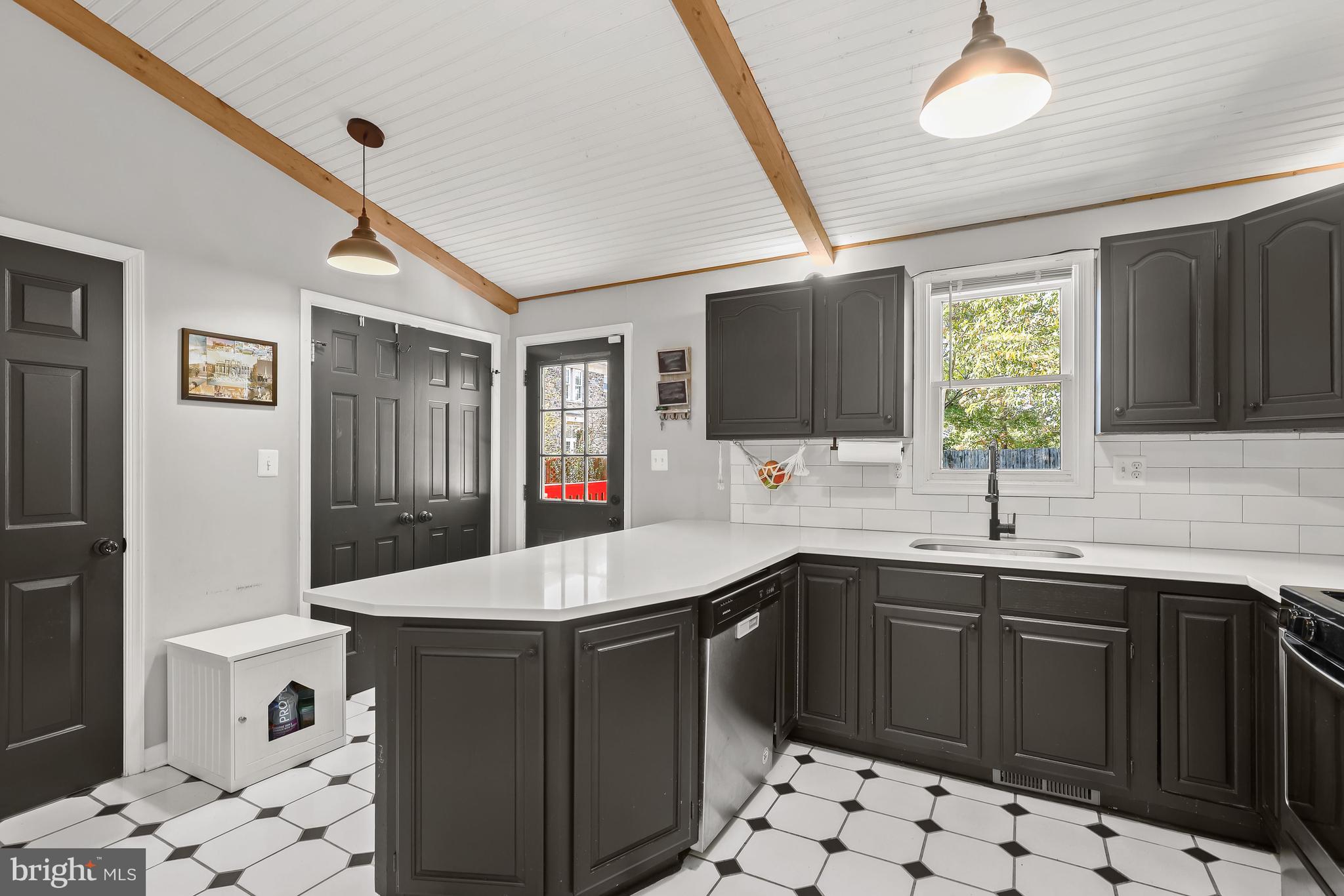 HAMILTON HEIGHTS - Residential