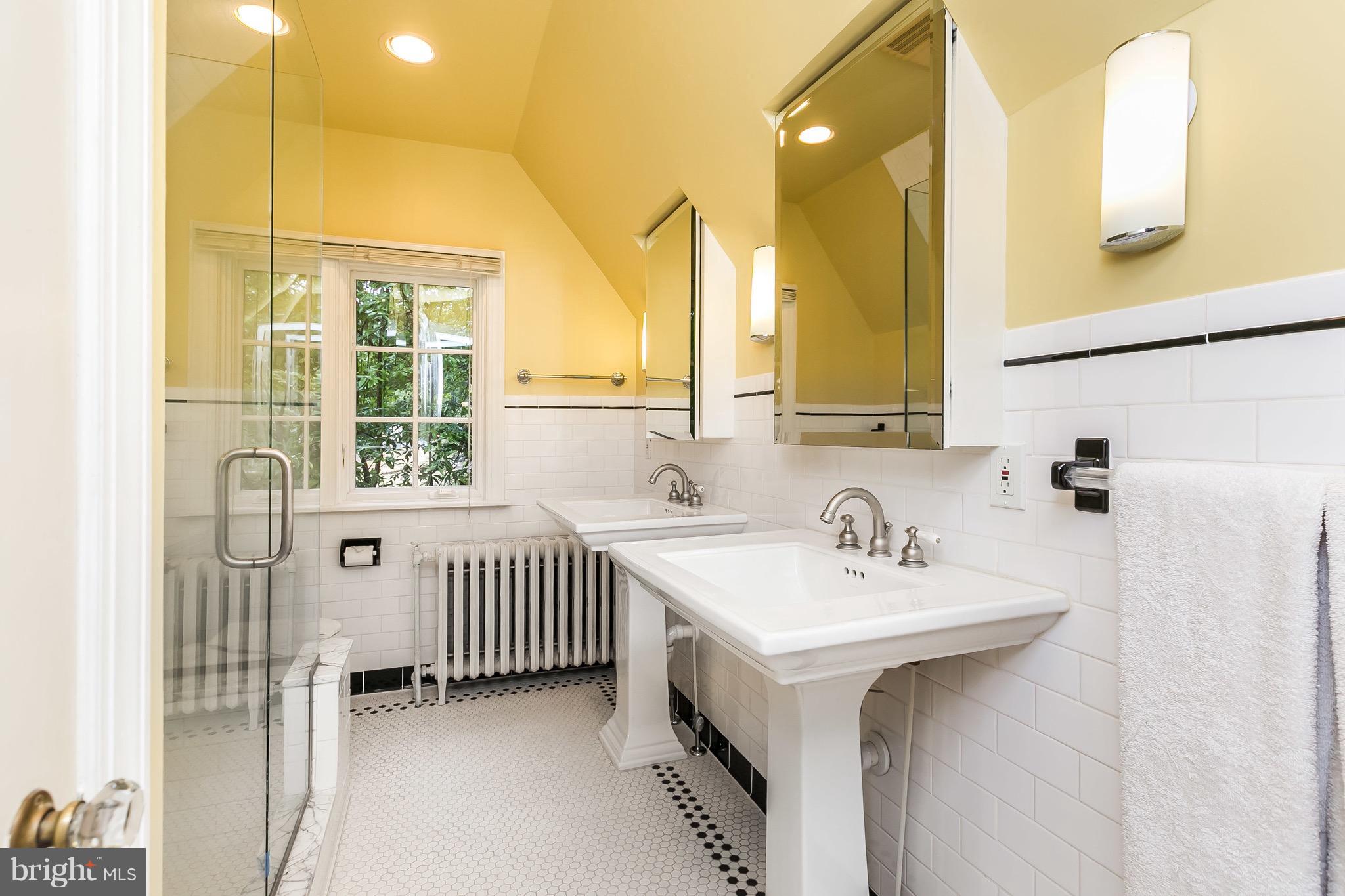 GREATER HOMELAND HISTORIC DISTRICT - Residential