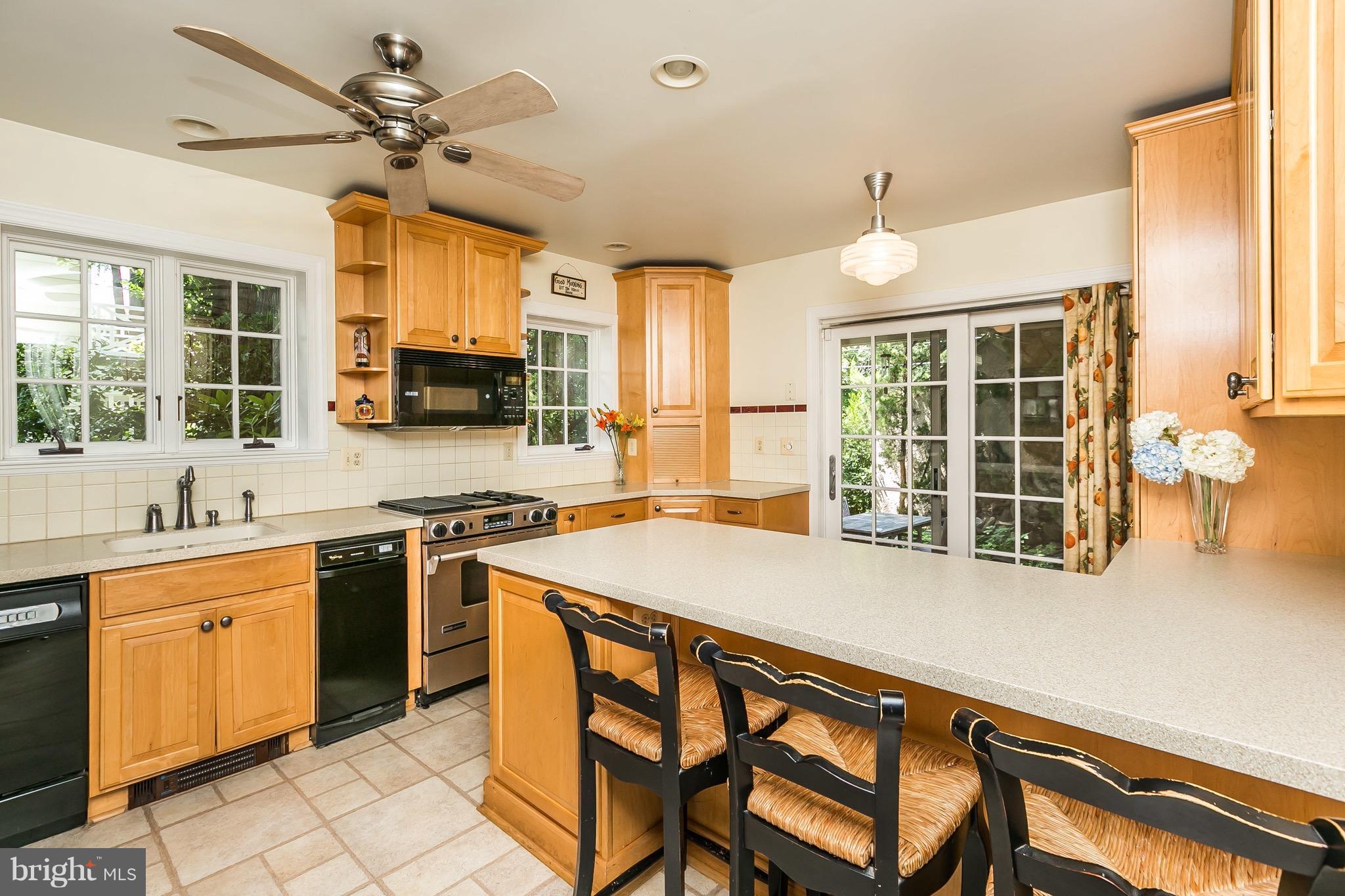 GREATER HOMELAND HISTORIC DISTRICT - Residential