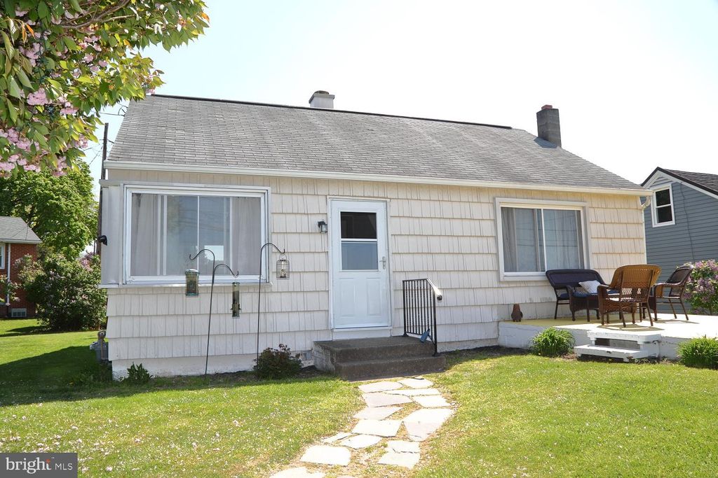 Photo of 807 Mill Road, Elizabethtown, PA 17022 (MLS # PALA2050346)