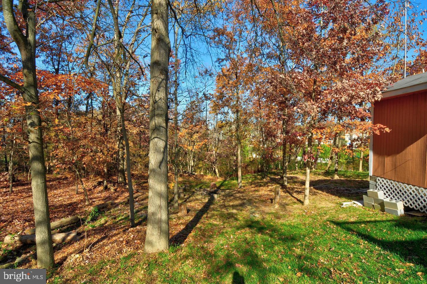 DEER RUN OF SHERANDO - Residential Lease