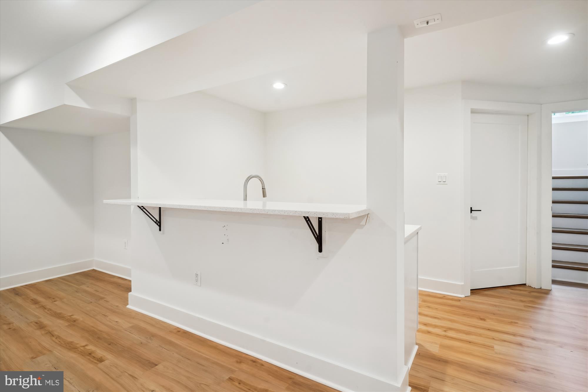 YACHT HAVEN ESTATES - Residential