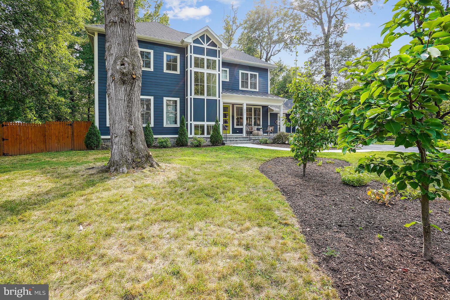 YACHT HAVEN ESTATES - Residential