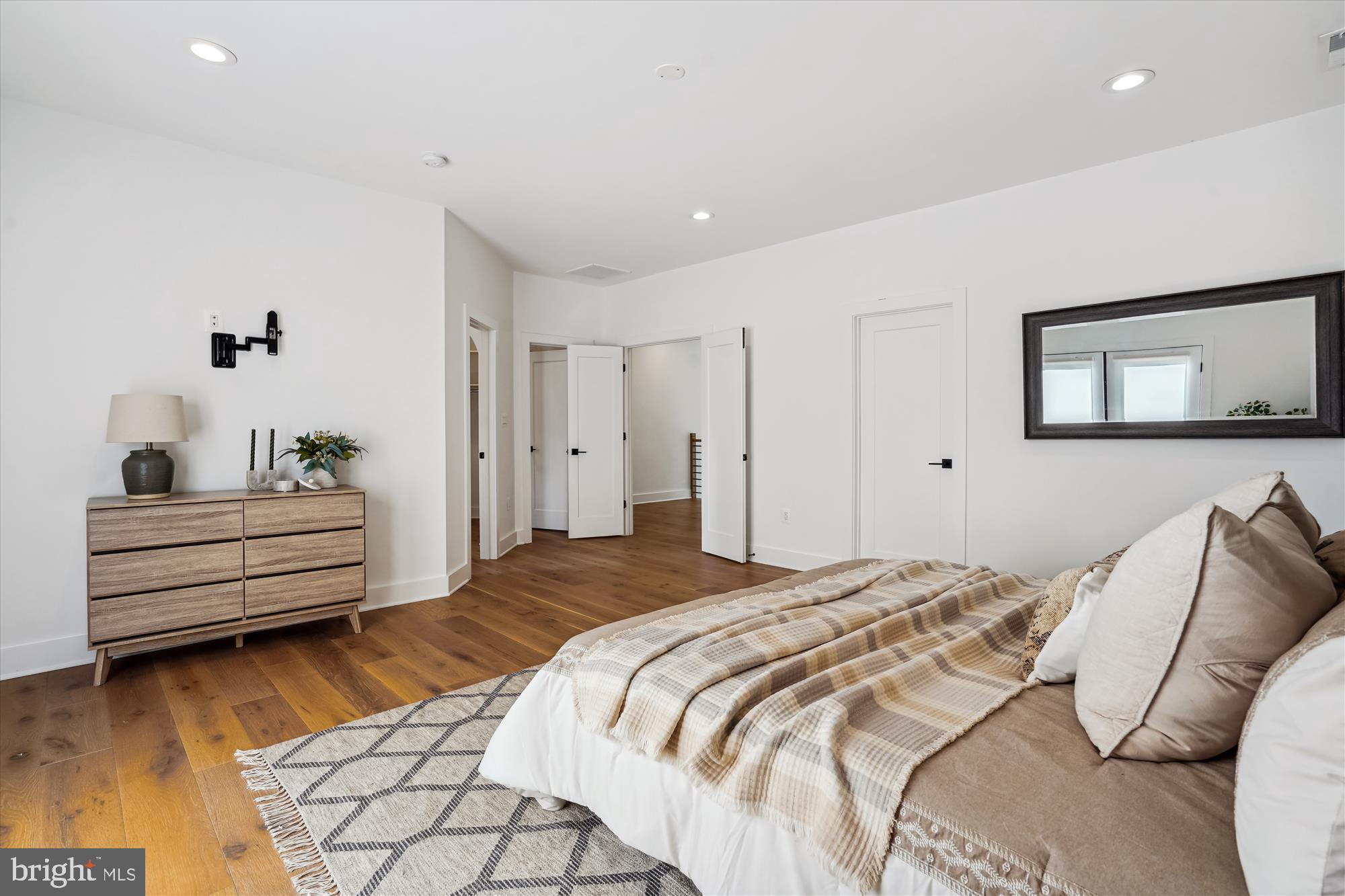 YACHT HAVEN ESTATES - Residential