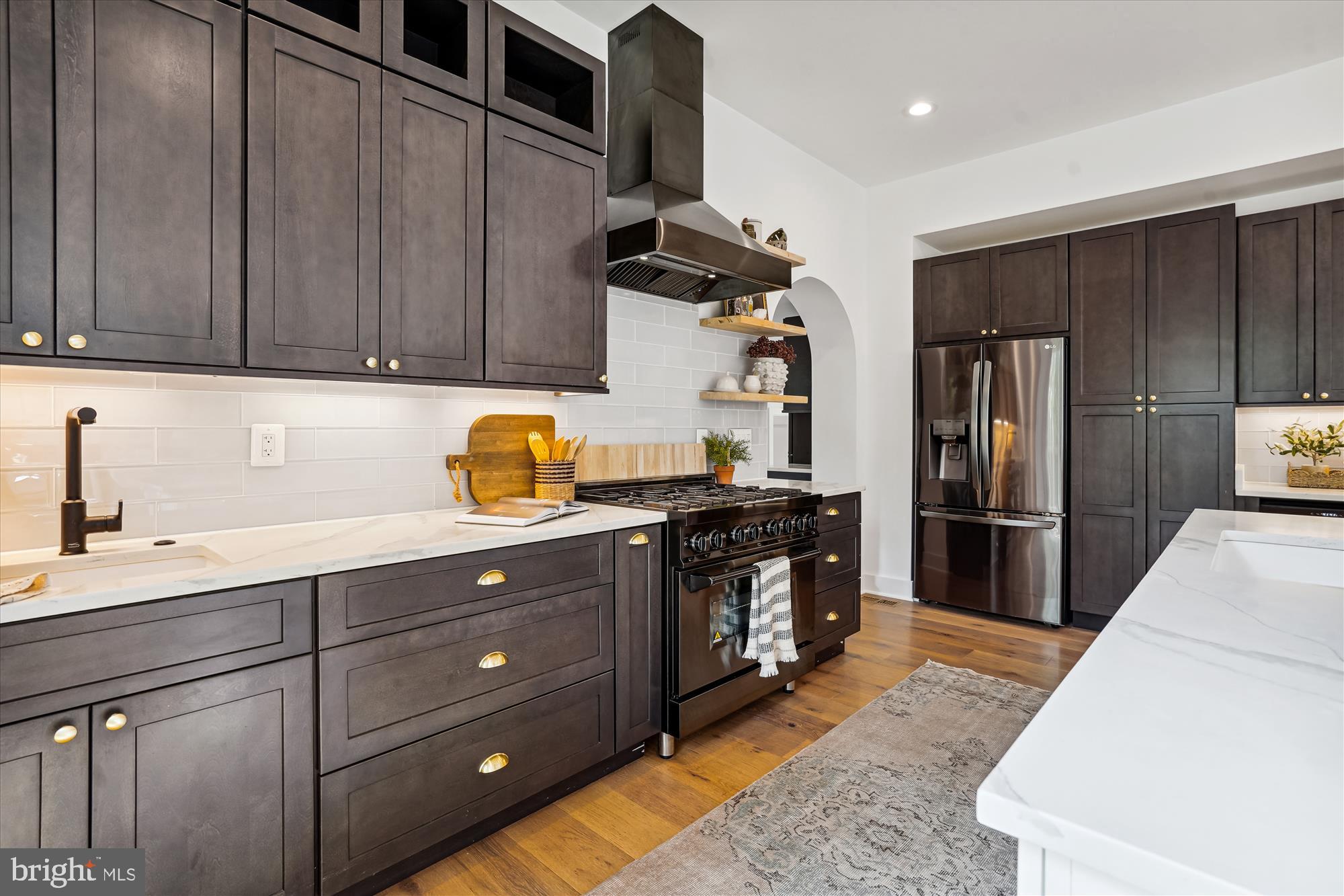 YACHT HAVEN ESTATES - Residential