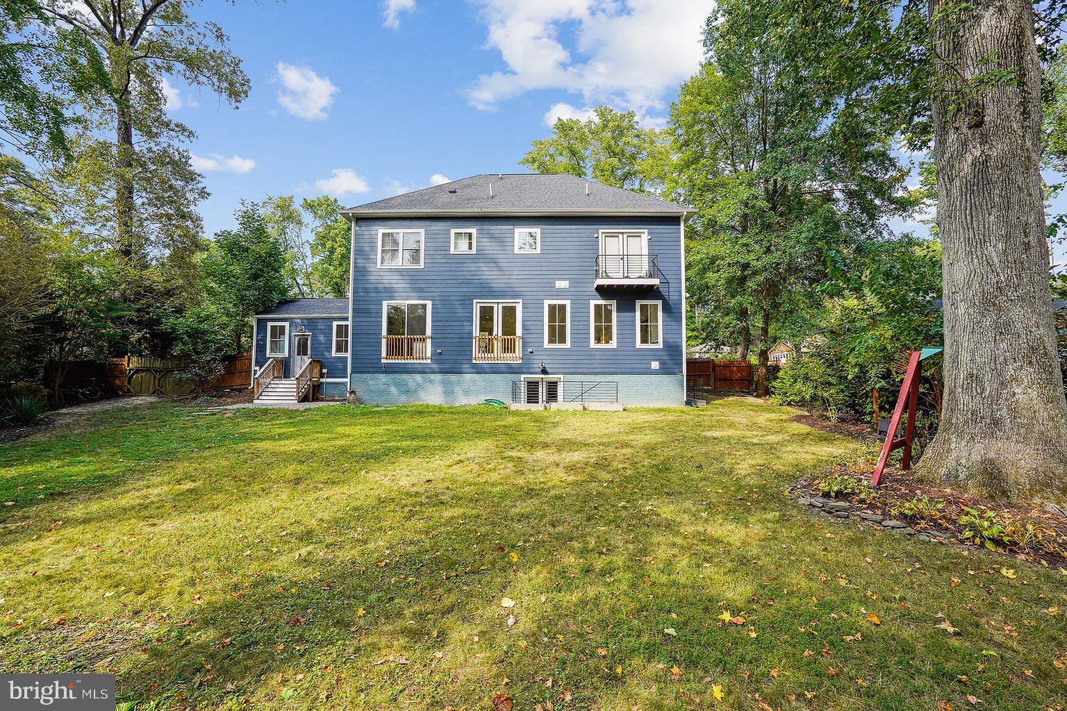 YACHT HAVEN ESTATES - Residential