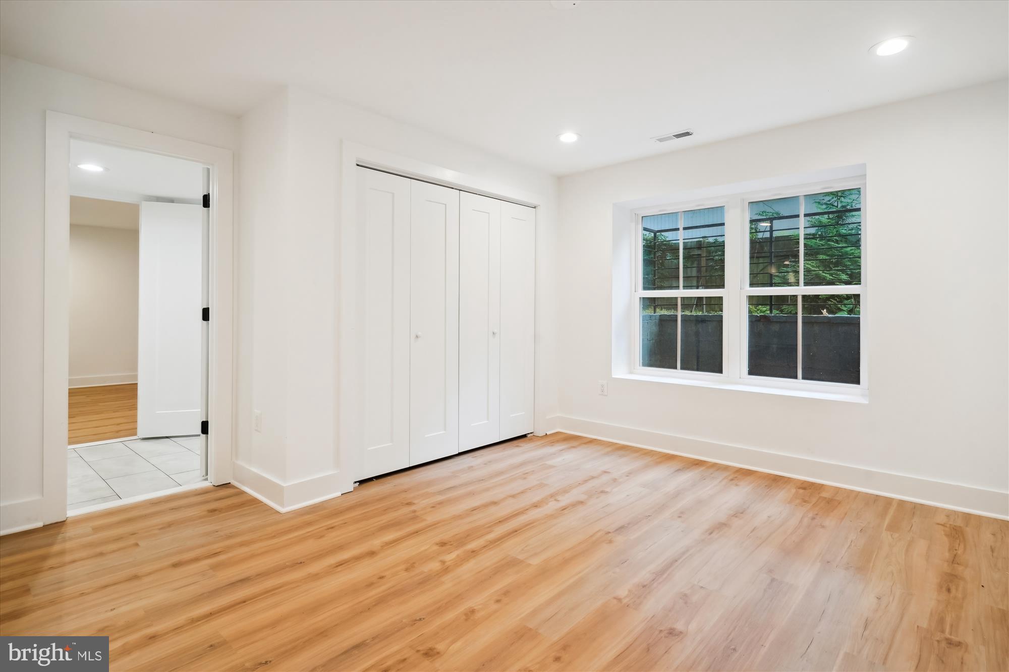 YACHT HAVEN ESTATES - Residential