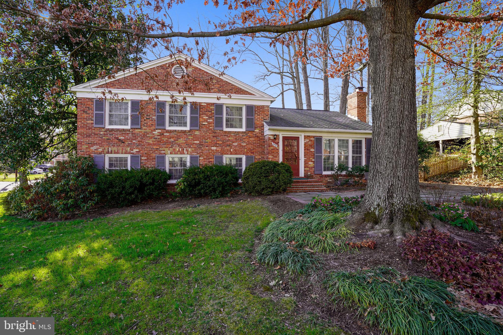 FALLS HILL - Residential Lease