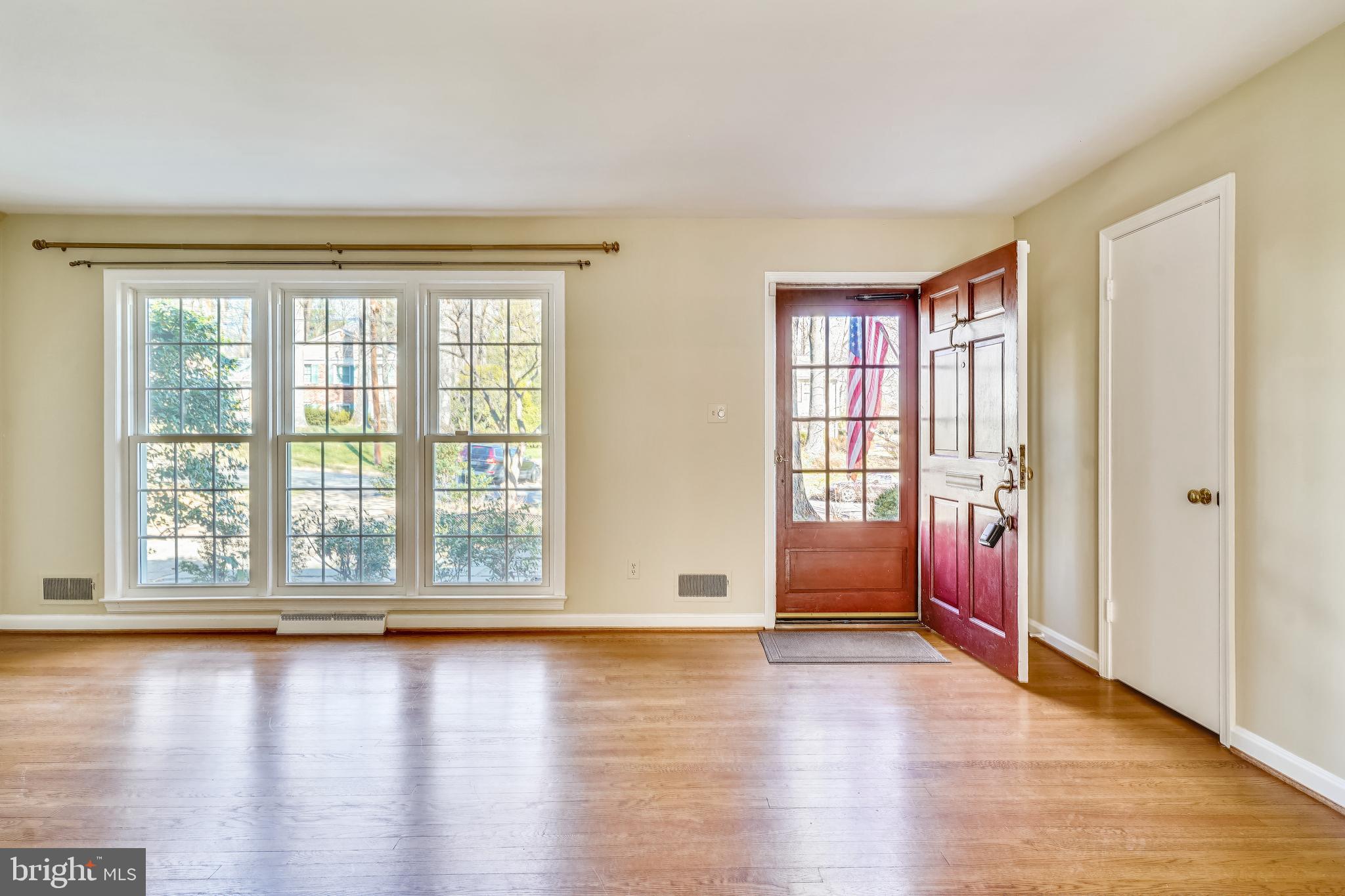 FALLS HILL - Residential Lease