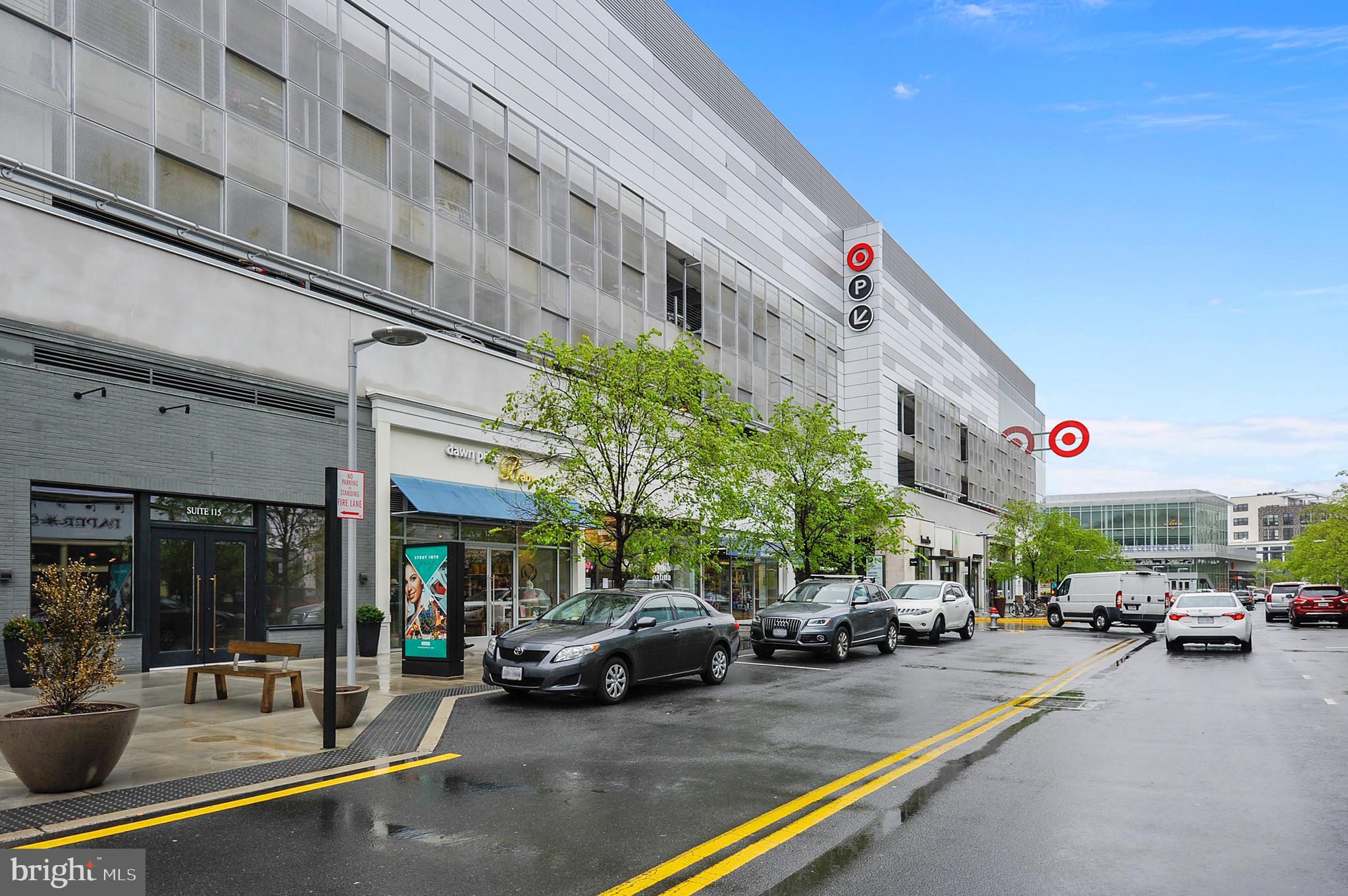 FALLS HILL - Residential Lease