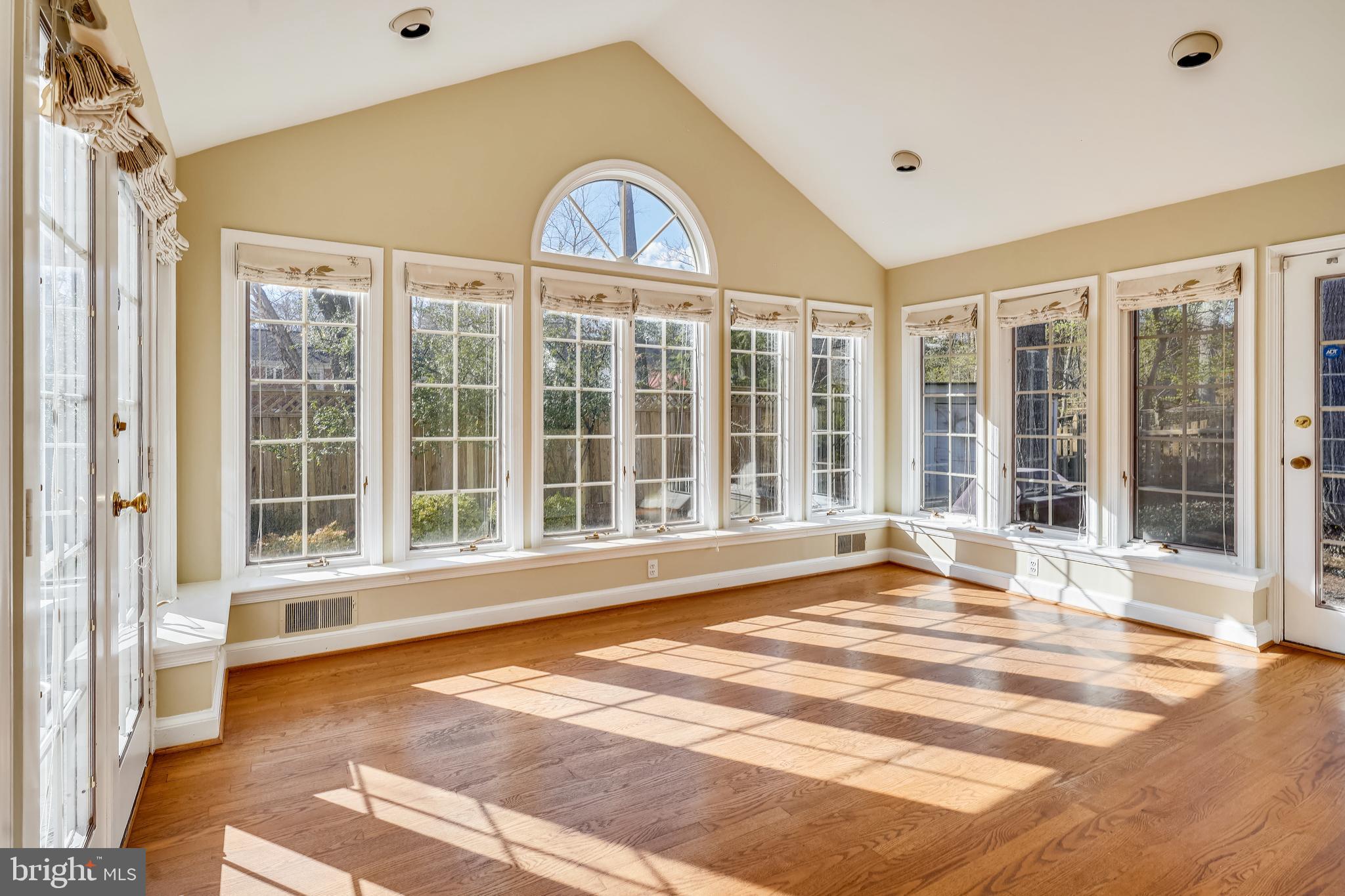 FALLS HILL - Residential Lease