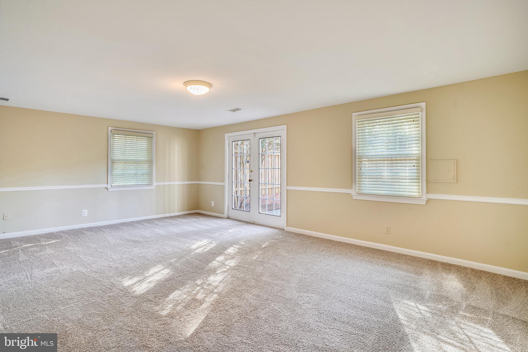 FALLS HILL - Residential Lease