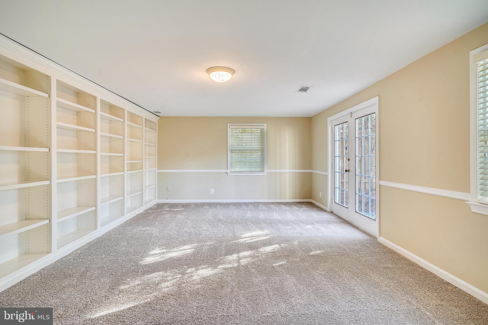 FALLS HILL - Residential Lease