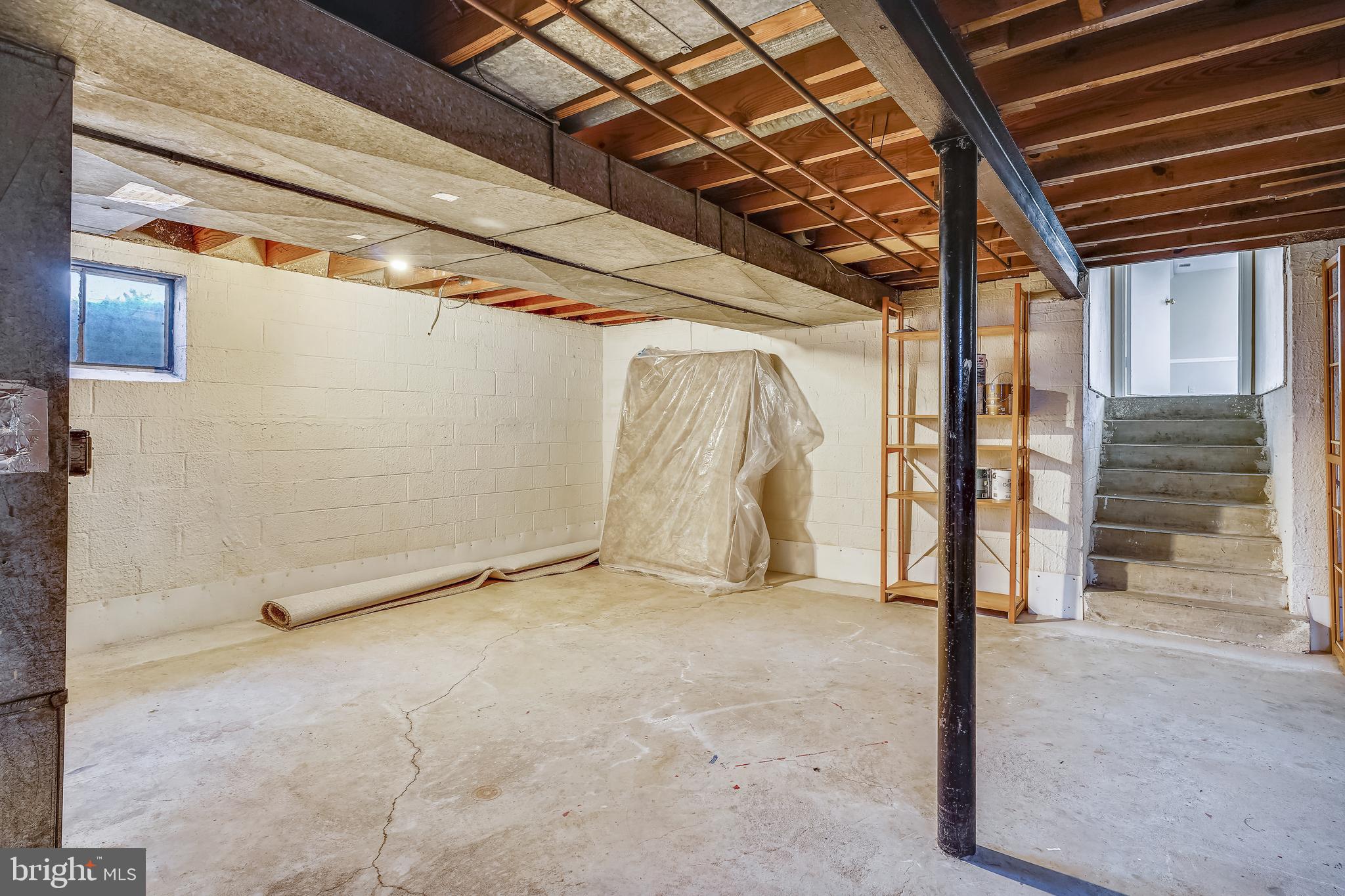 FALLS HILL - Residential Lease