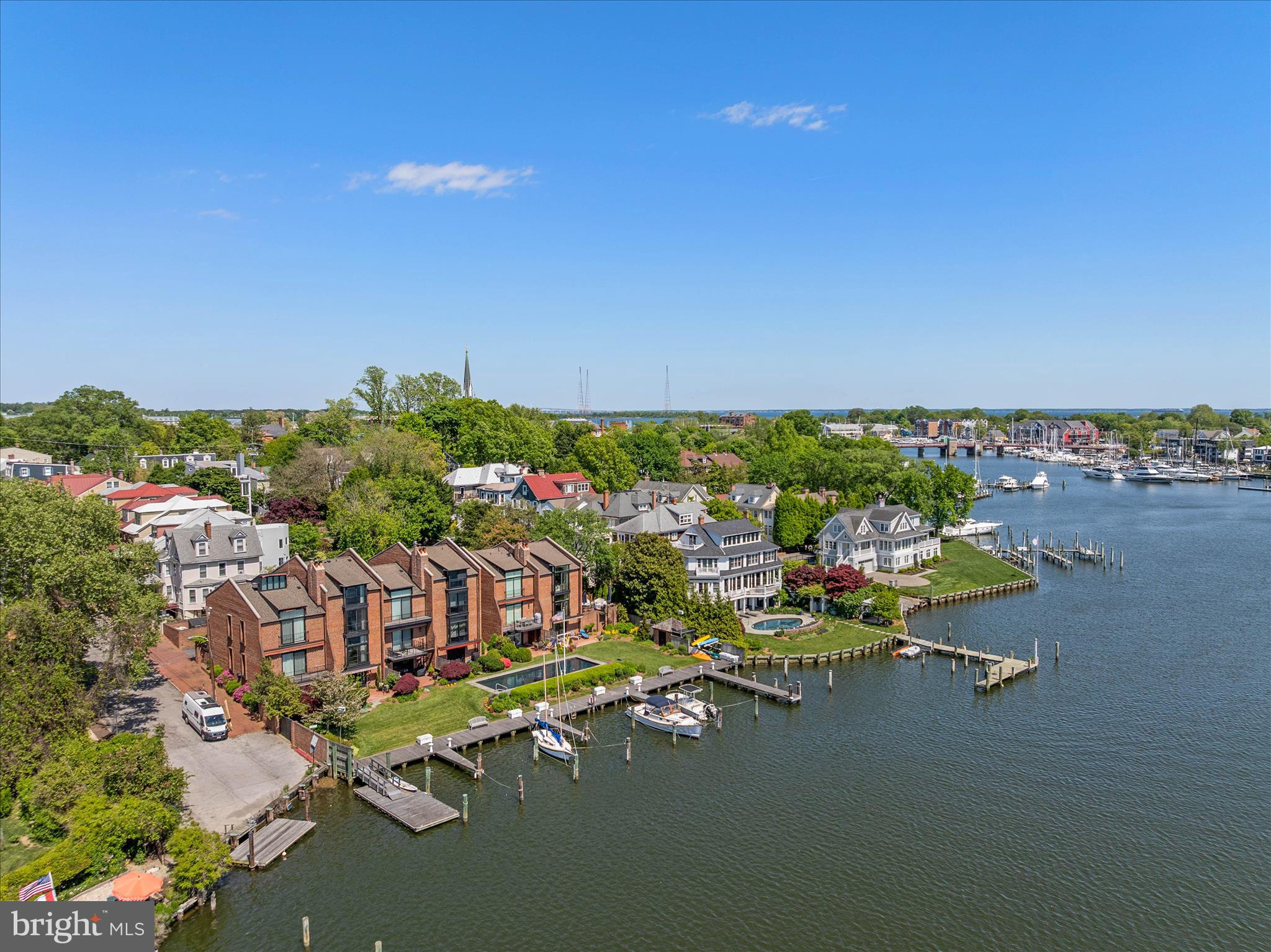 HISTORIC DISTRICT - Residential