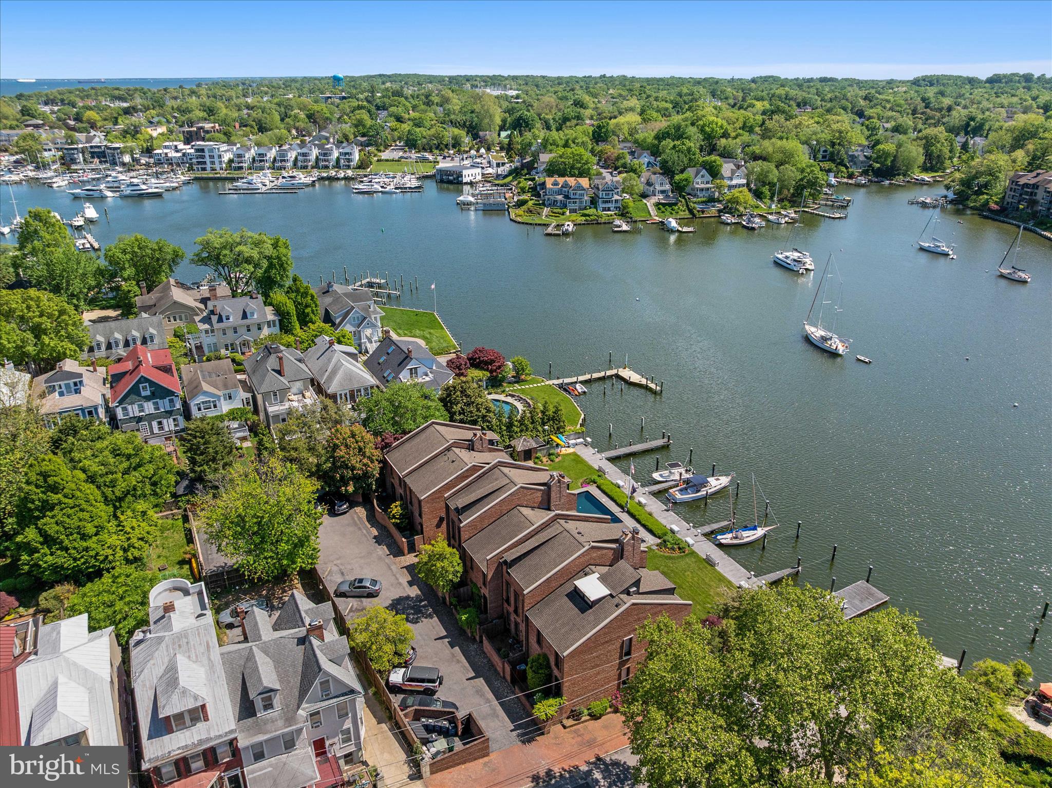 HISTORIC DISTRICT - Residential