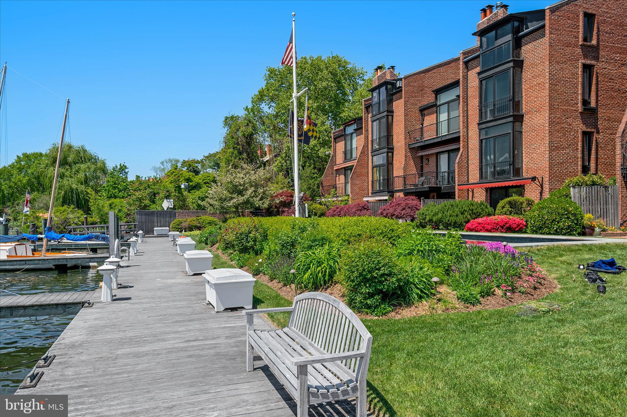 HISTORIC DISTRICT - Residential