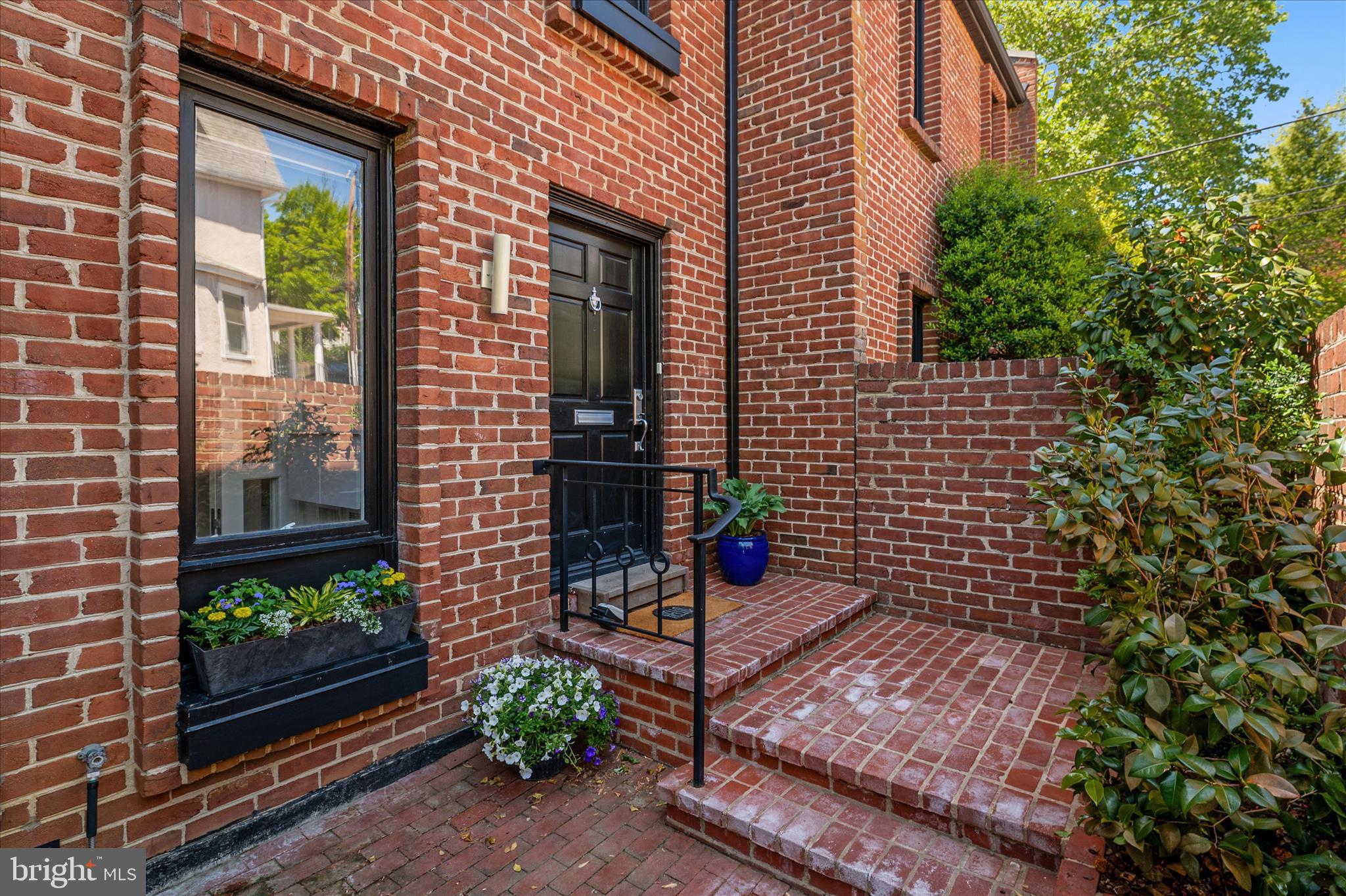 HISTORIC DISTRICT - Residential