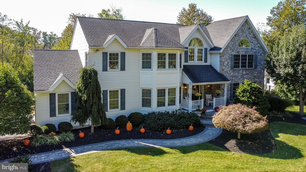 Photo of 206 Broad Acres Road, LANSDALE, PA 19446 (MLS # PAMC2158912)