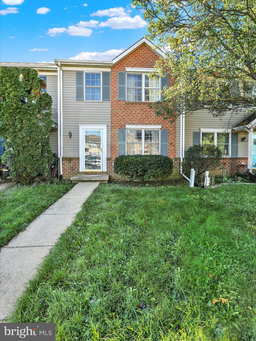 Photo of 2318 Morris Drive, EAST PETERSBURG, PA 17520 (MLS # PALA2076260)