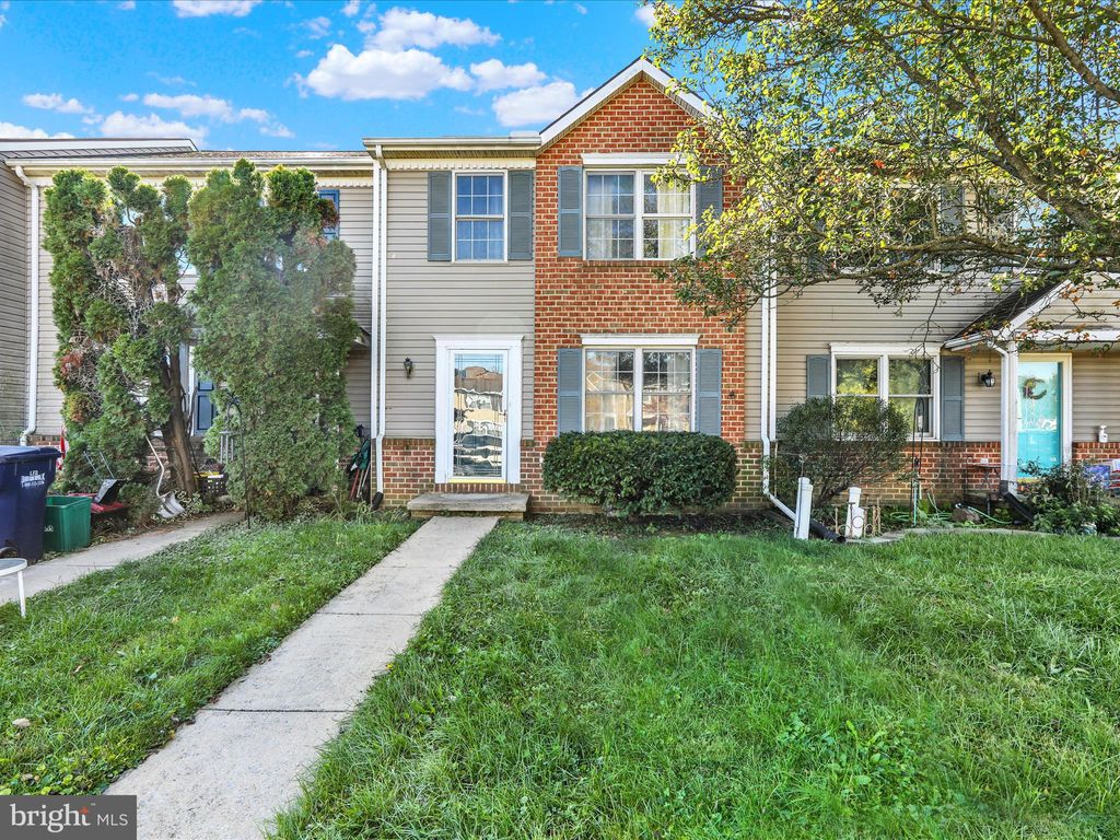 Photo of 2318 Morris Drive, EAST PETERSBURG, PA 17520 (MLS # PALA2076260)