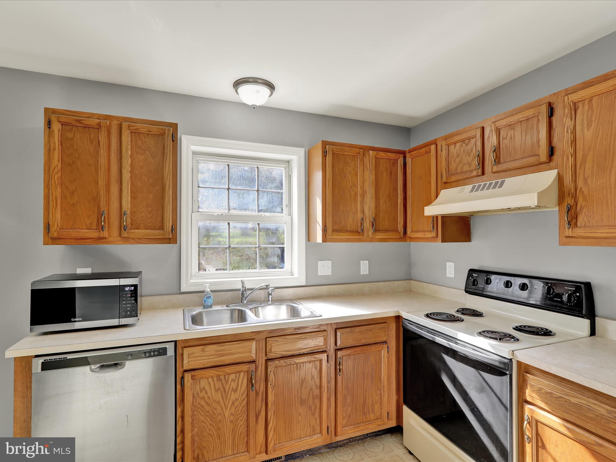 CONSTITUTION SQUARE - Residential