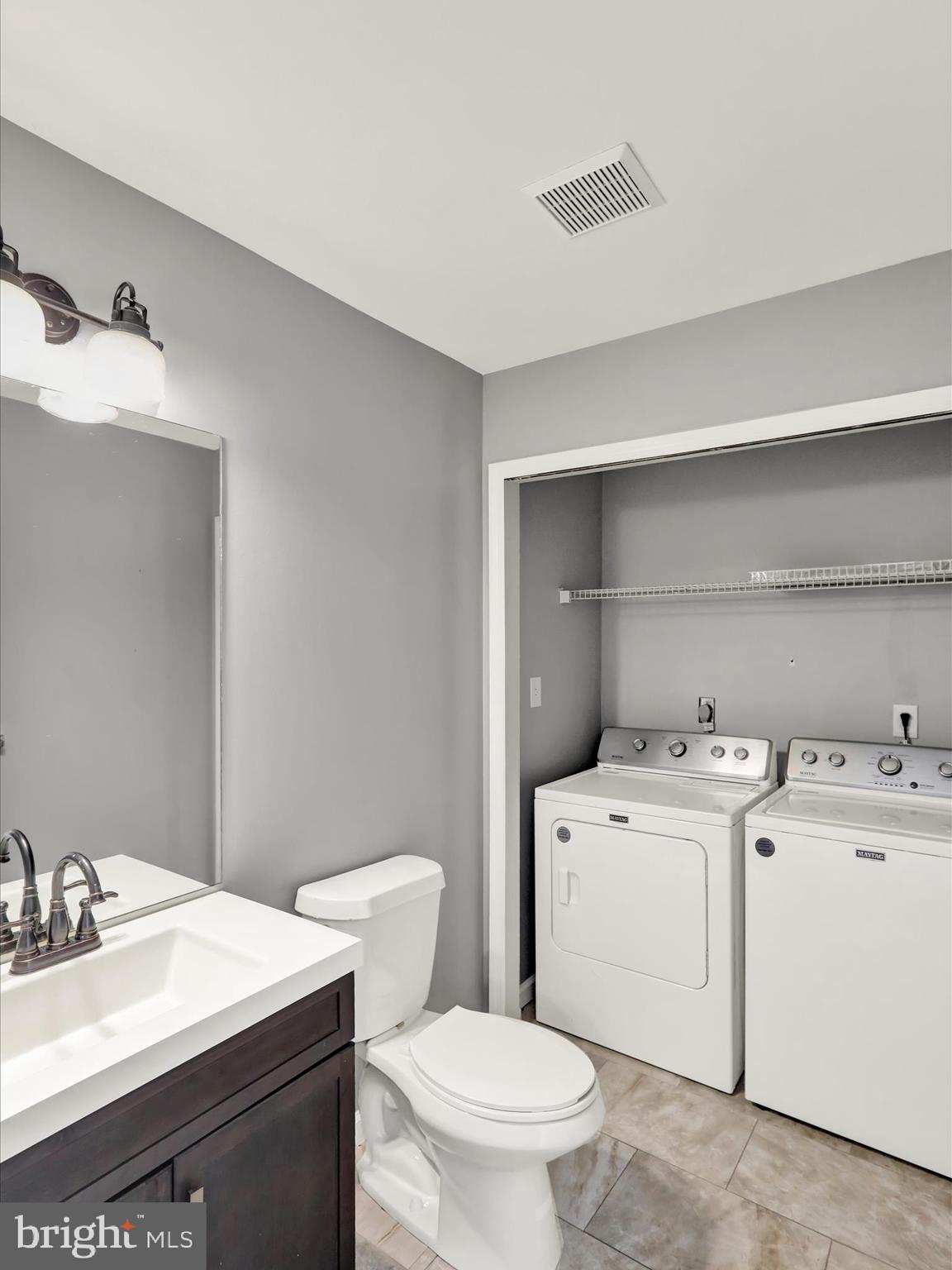 CONSTITUTION SQUARE - Residential