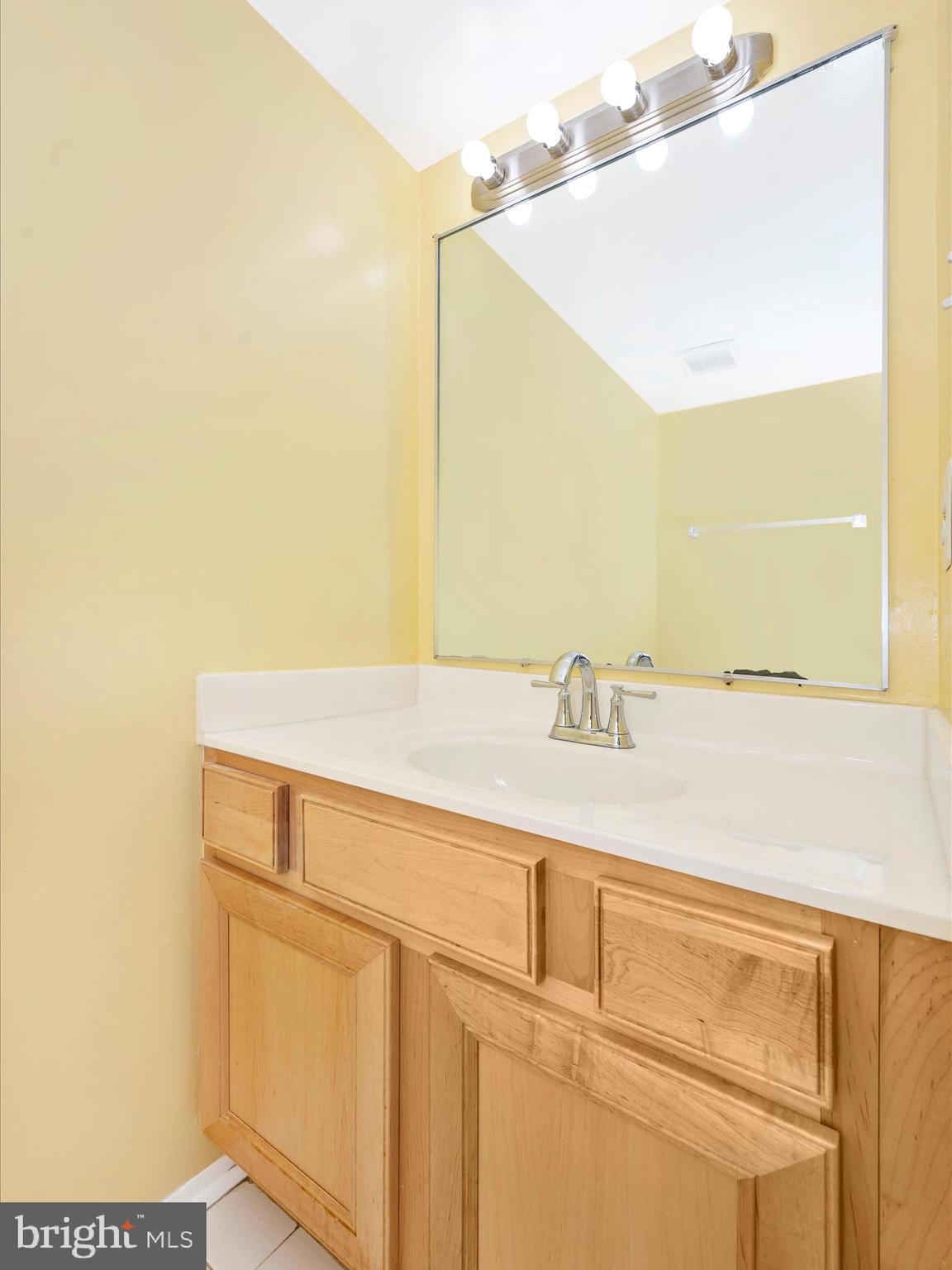 CASHELL ESTATES - Residential Lease