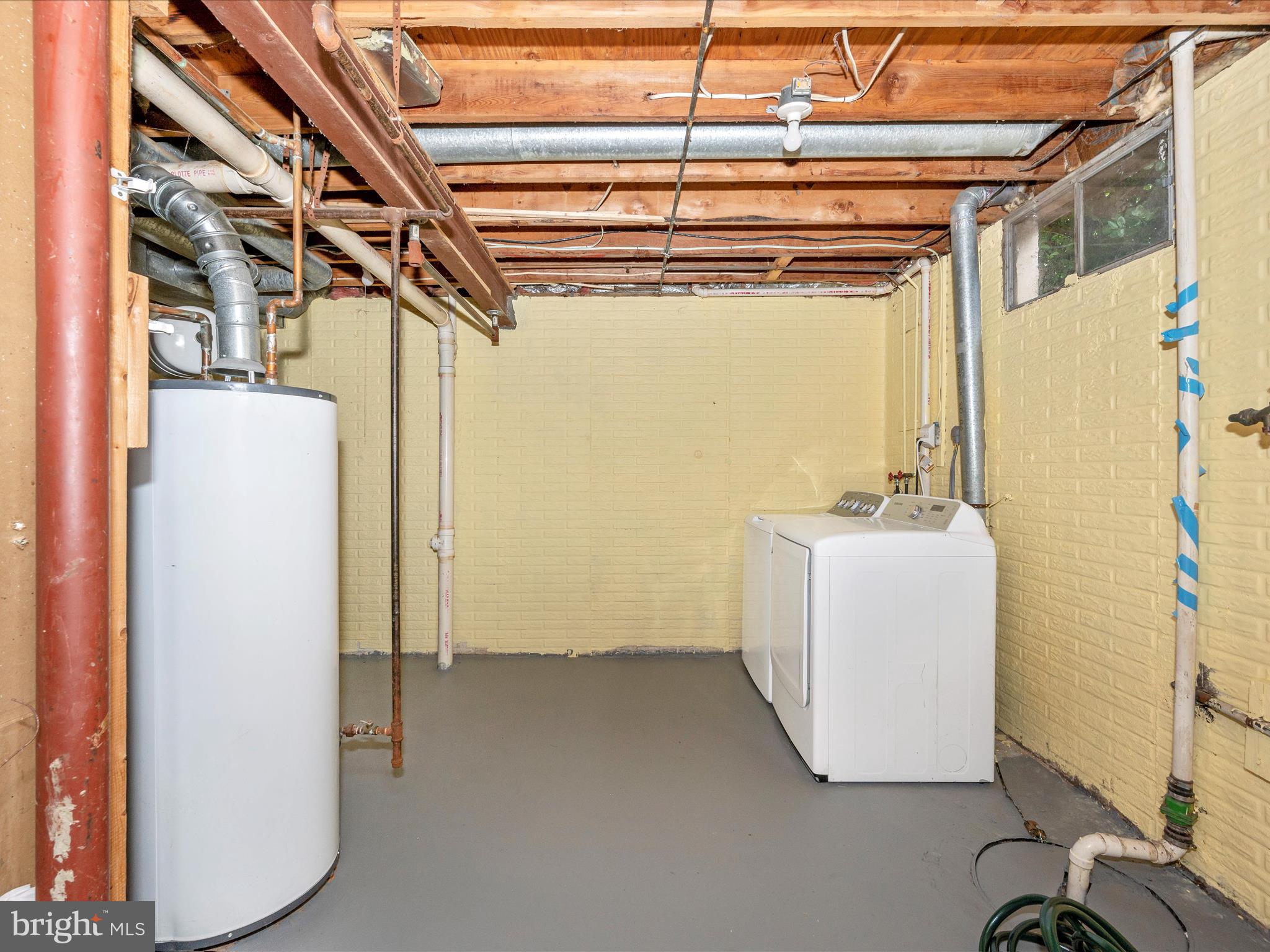 CASHELL ESTATES - Residential Lease