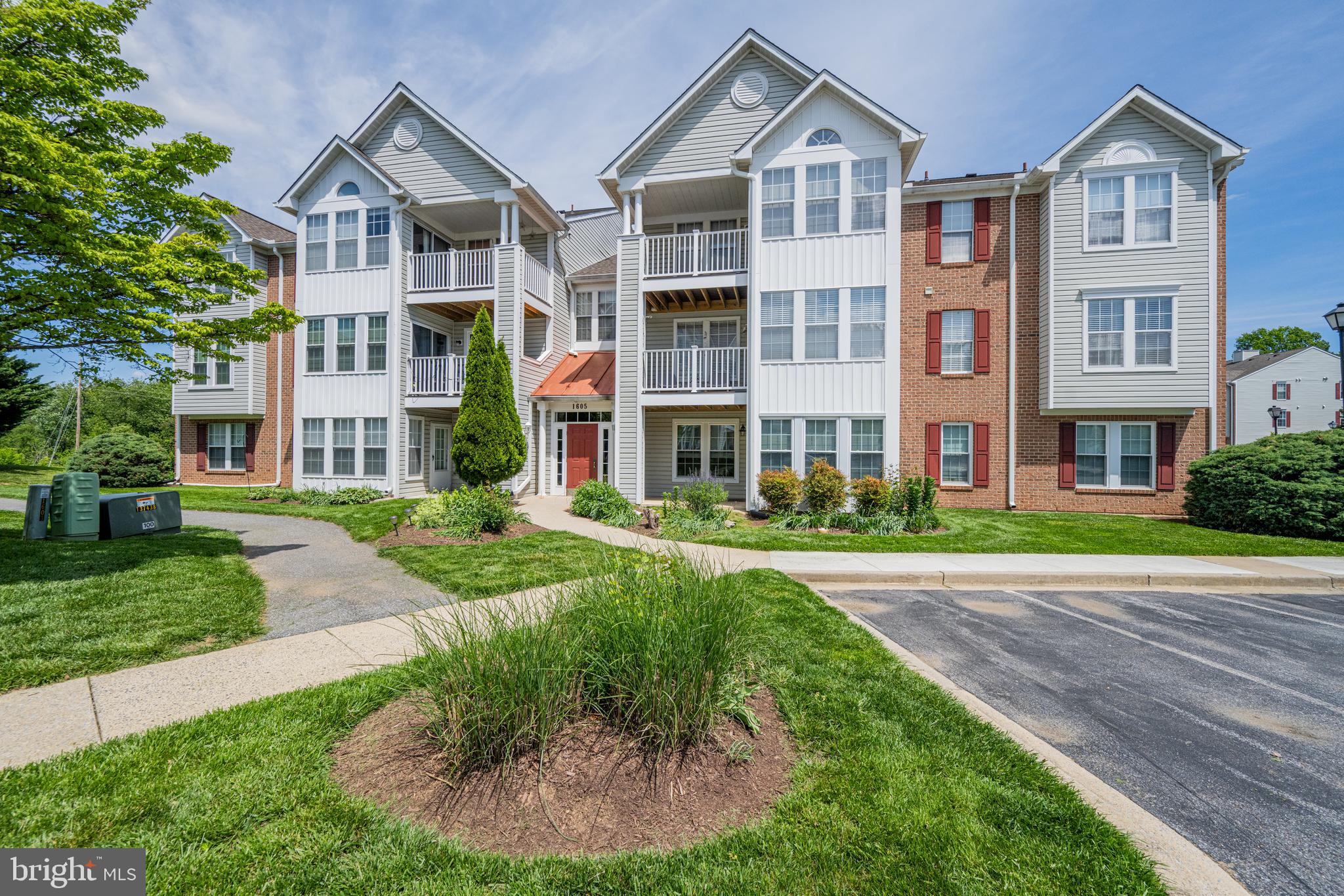 THE RIVER VIEW ESTATES AT WORMAN'S MILL - Residential