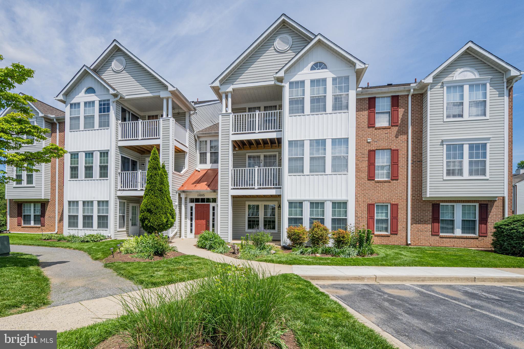 THE RIVER VIEW ESTATES AT WORMAN'S MILL - Residential
