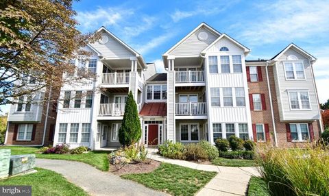 Photo of 1605 - G Berry Rose Court #3 2C, FREDERICK, MD 21701 (MLS # MDFR2078262)
